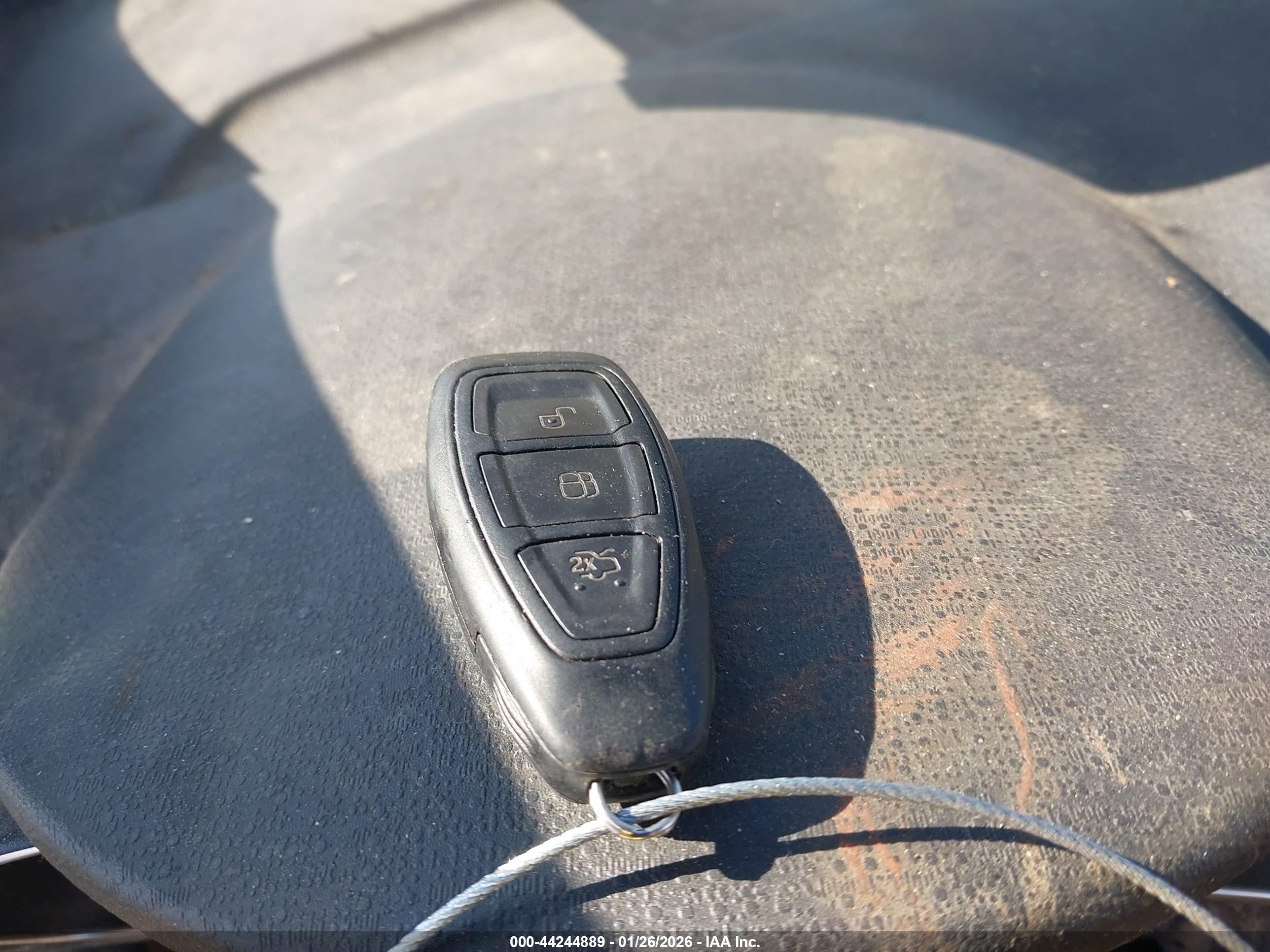 FORD FIESTA image 11