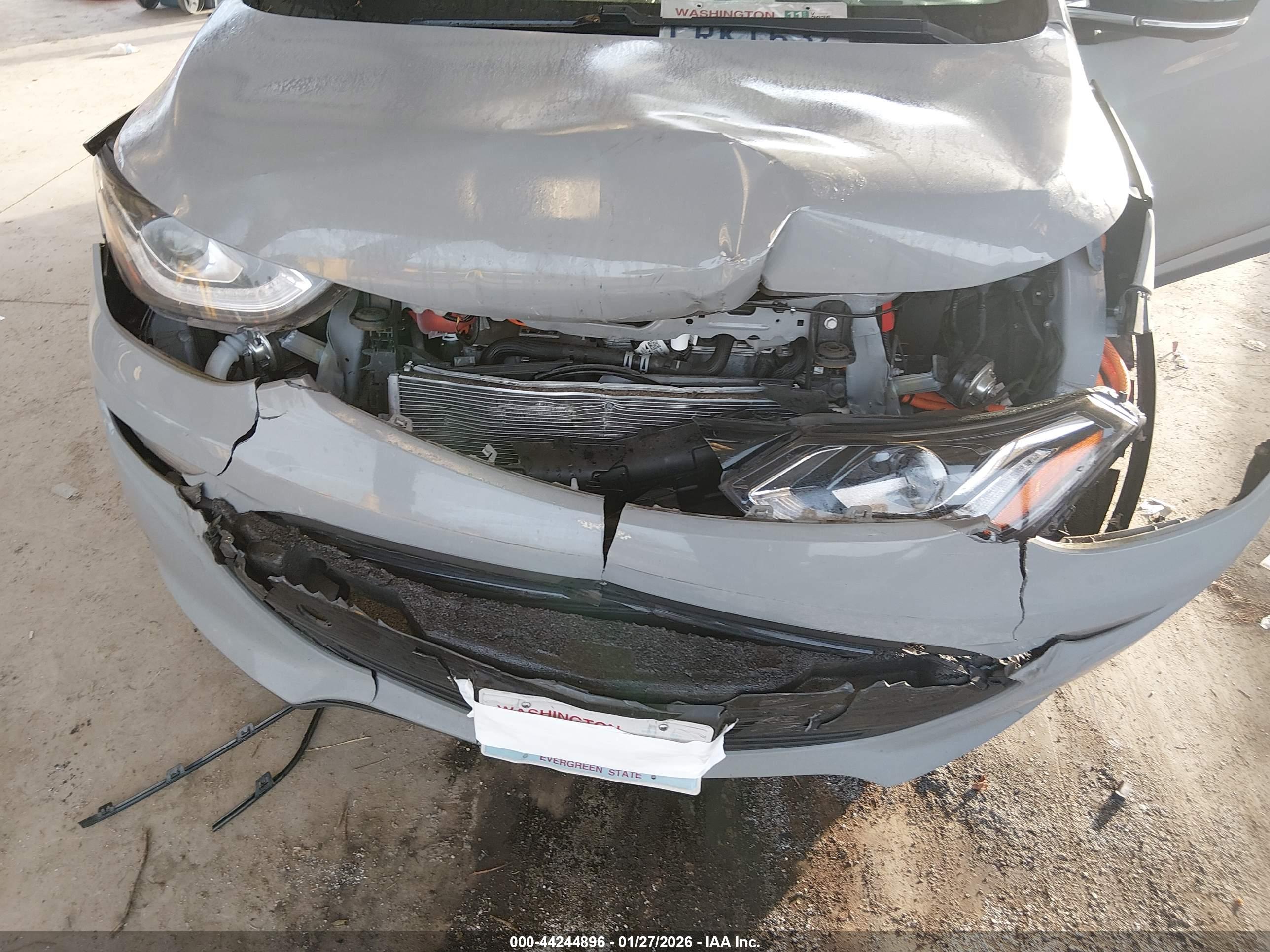 CHEVROLET BOLT image 6