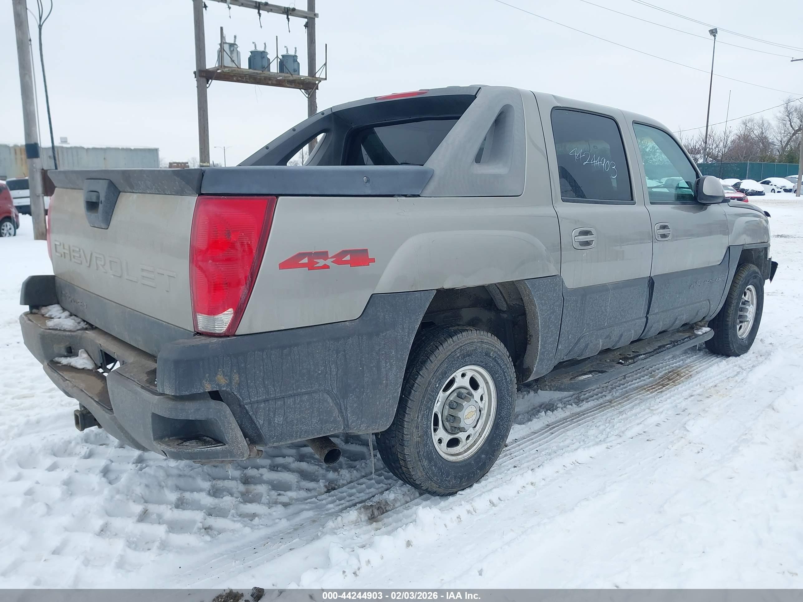 CHEVROLET AVALANCHE image 4