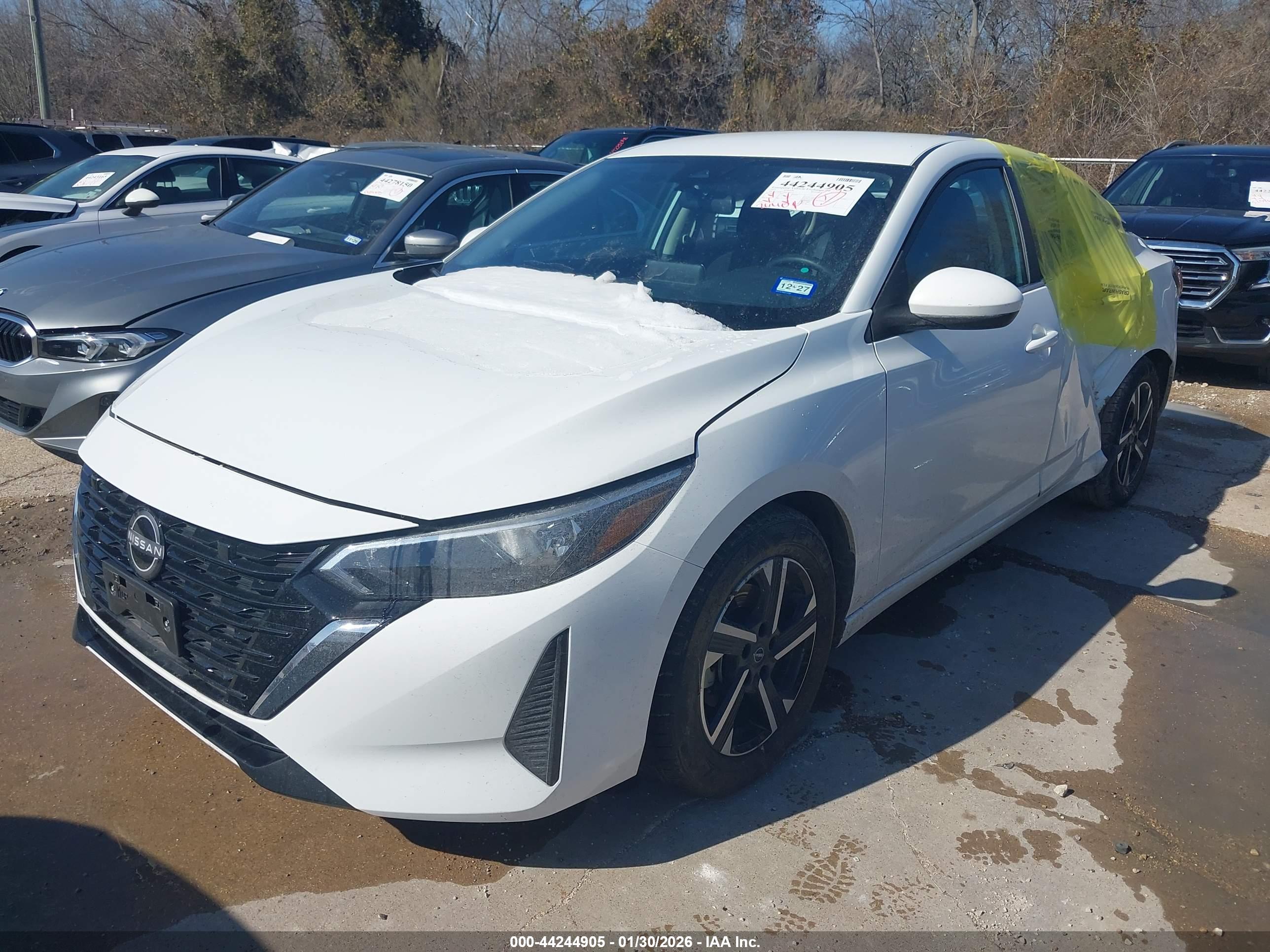 NISSAN SENTRA image 2