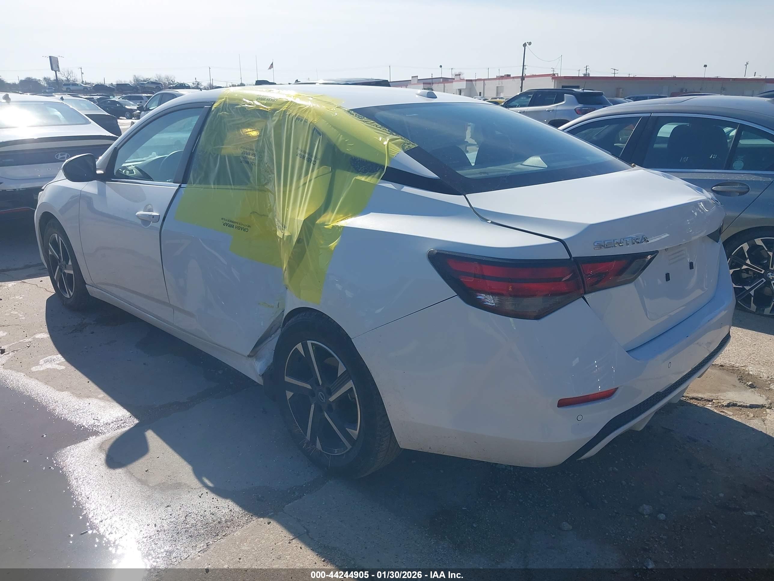 NISSAN SENTRA image 3