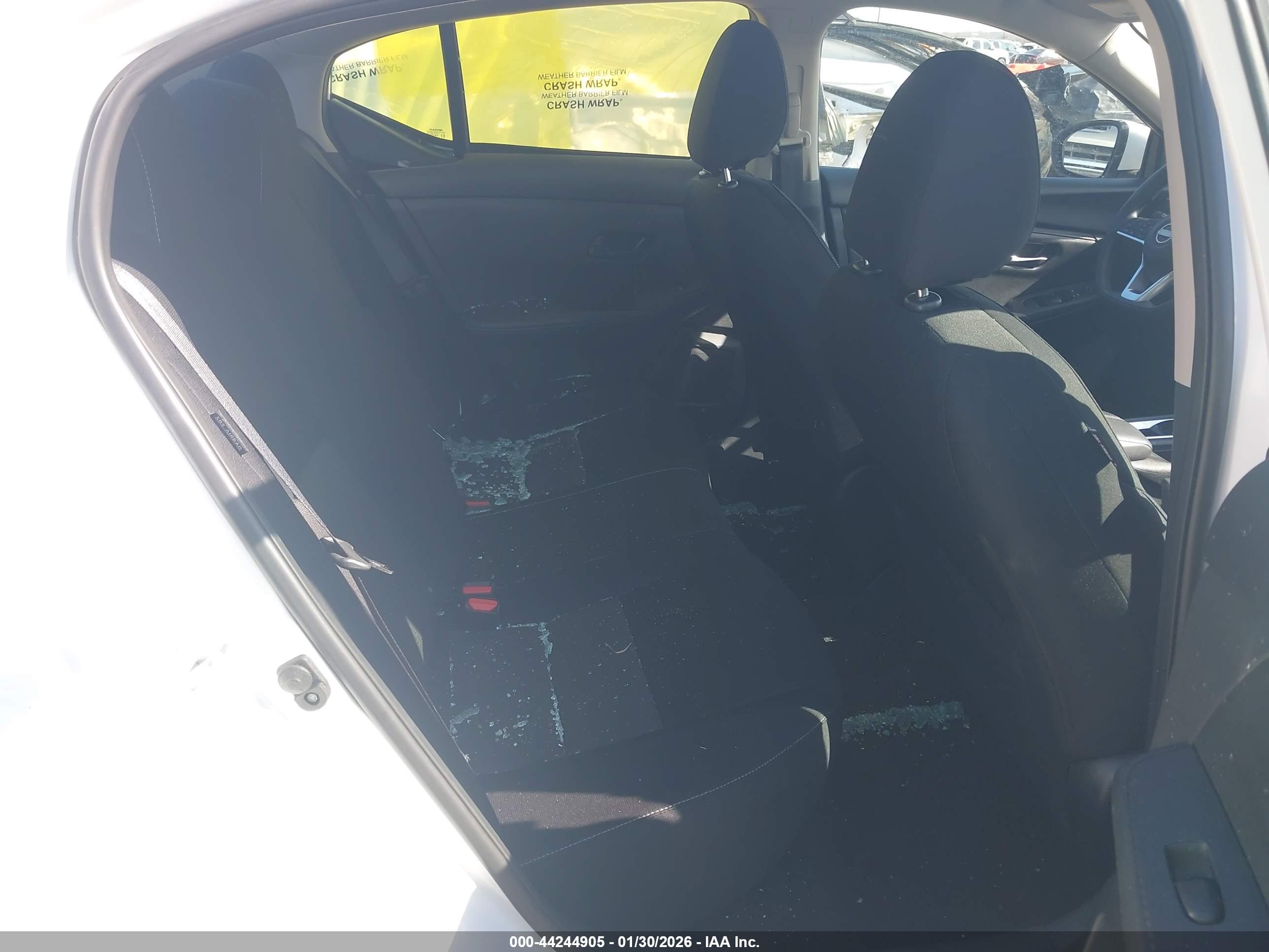 NISSAN SENTRA image 8