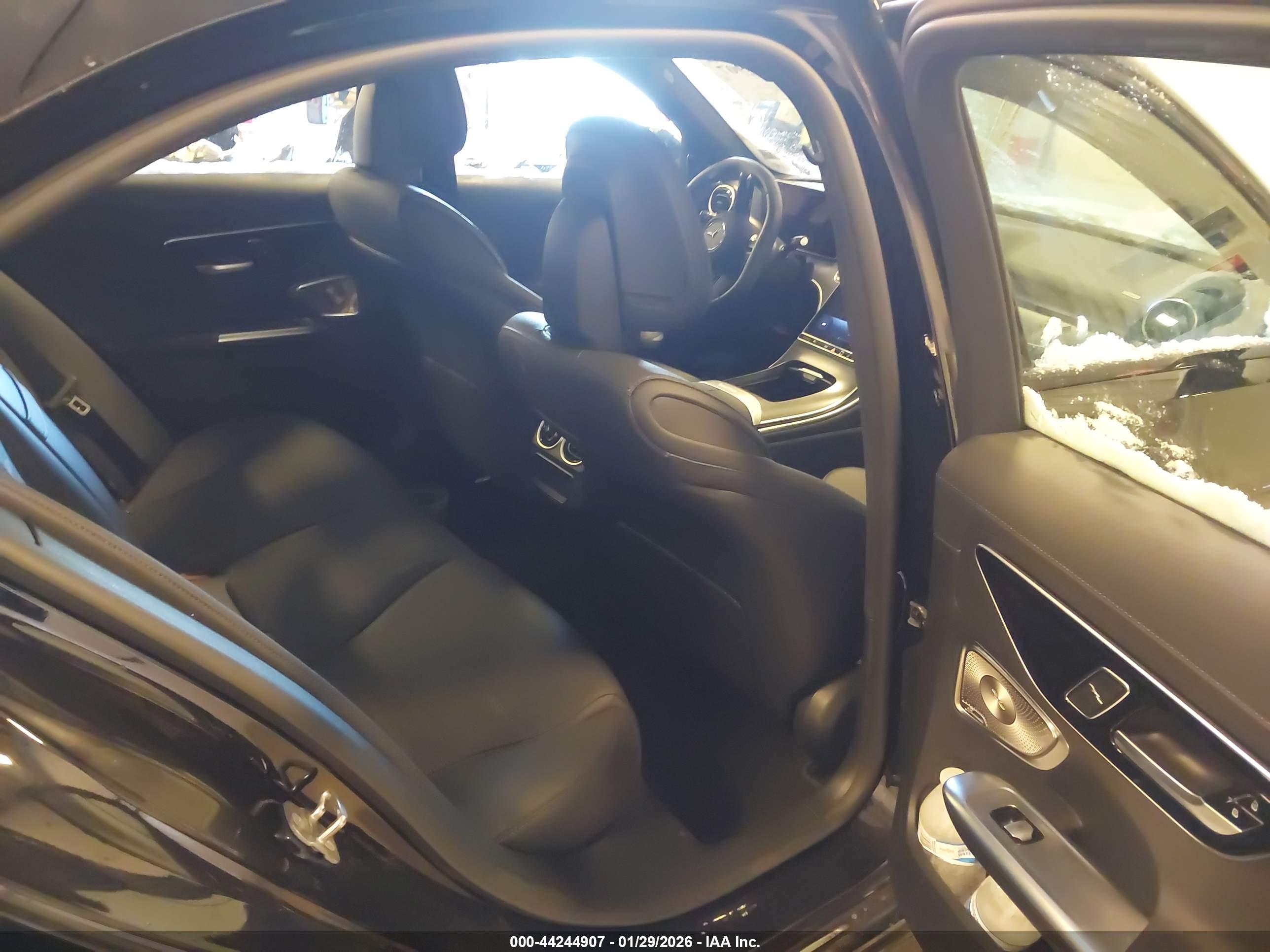 MERCEDES-BENZ C image 8
