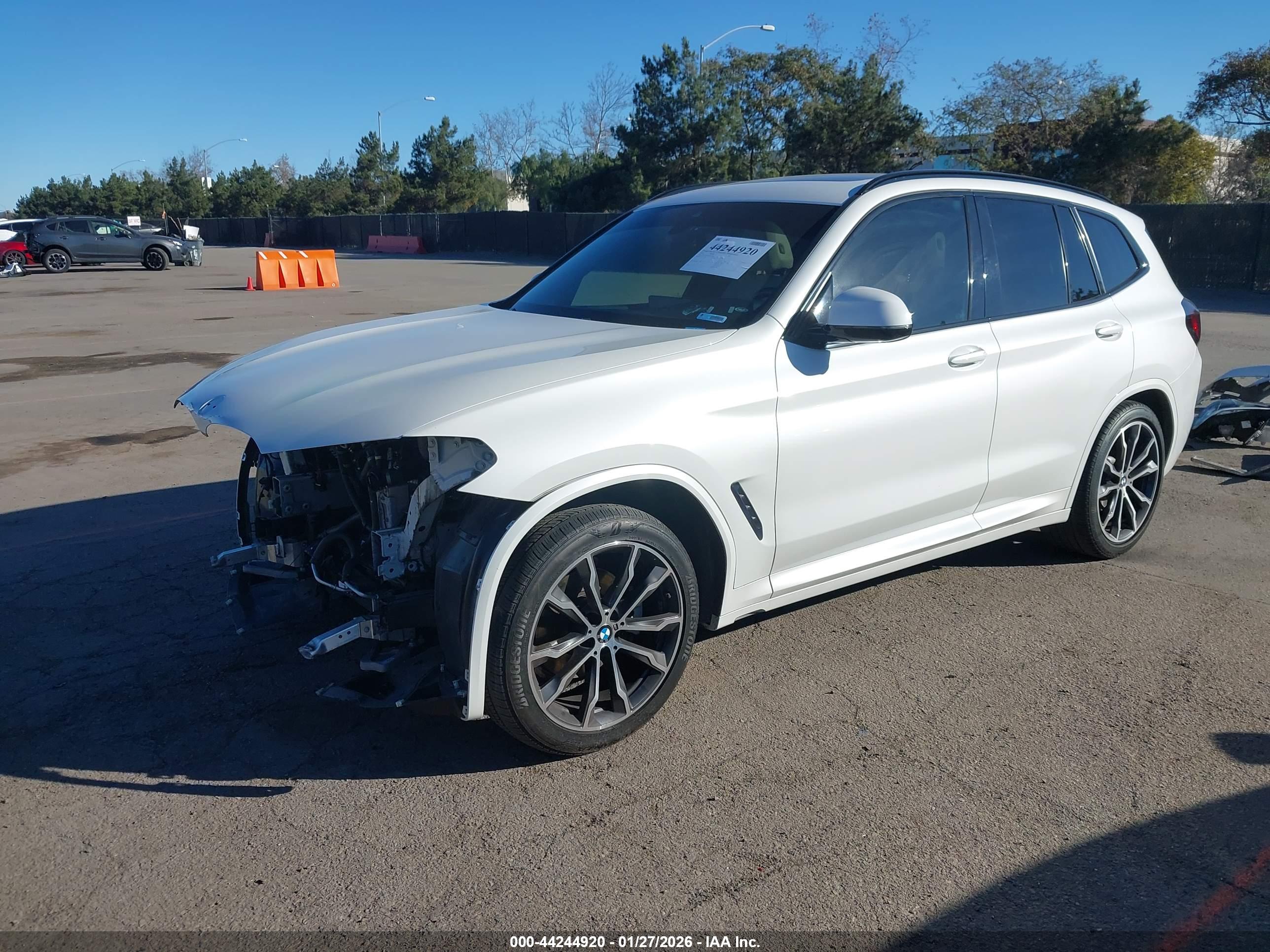 BMW X3 image 2