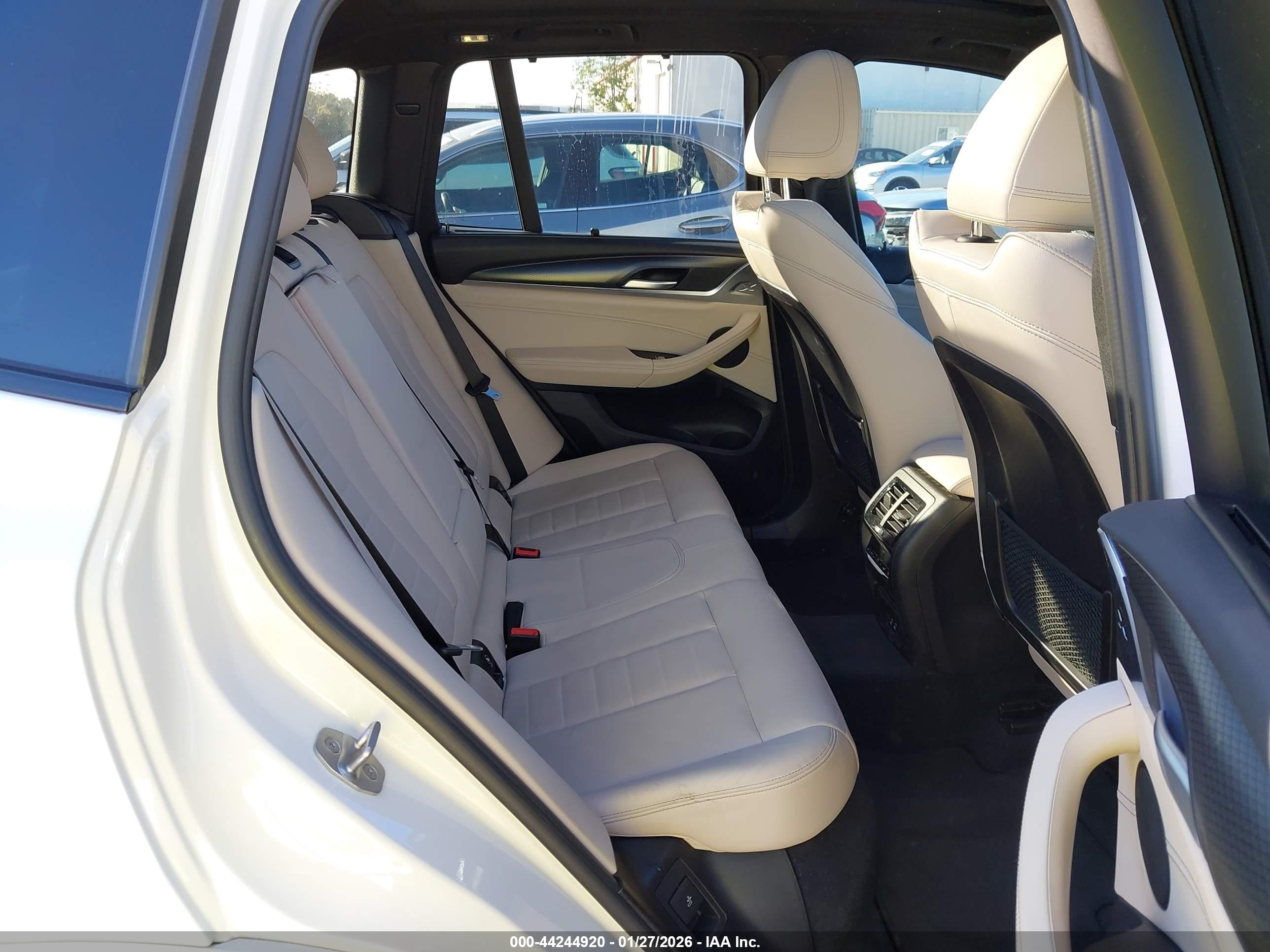 BMW X3 image 8