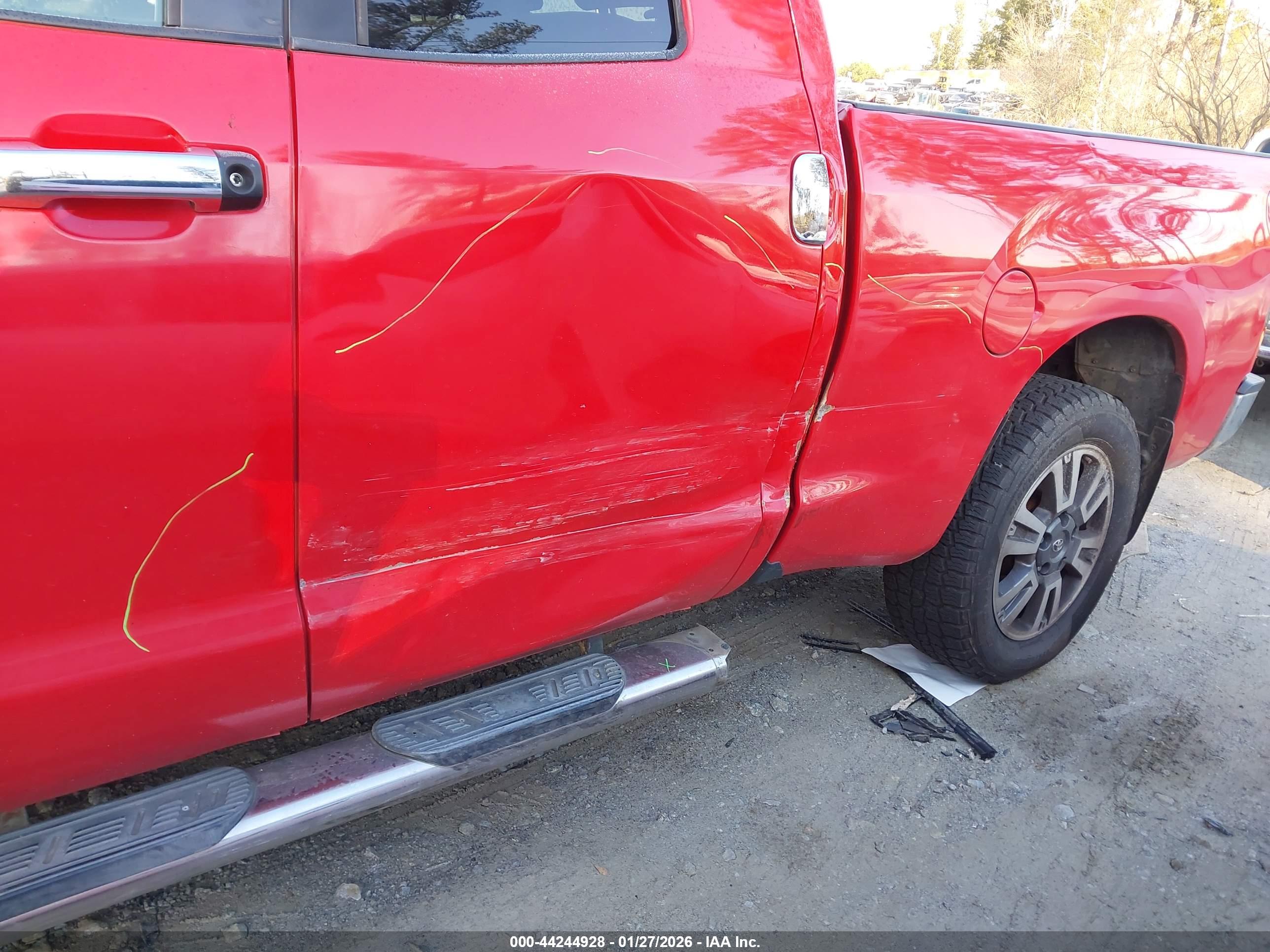 TOYOTA TUNDRA image 6