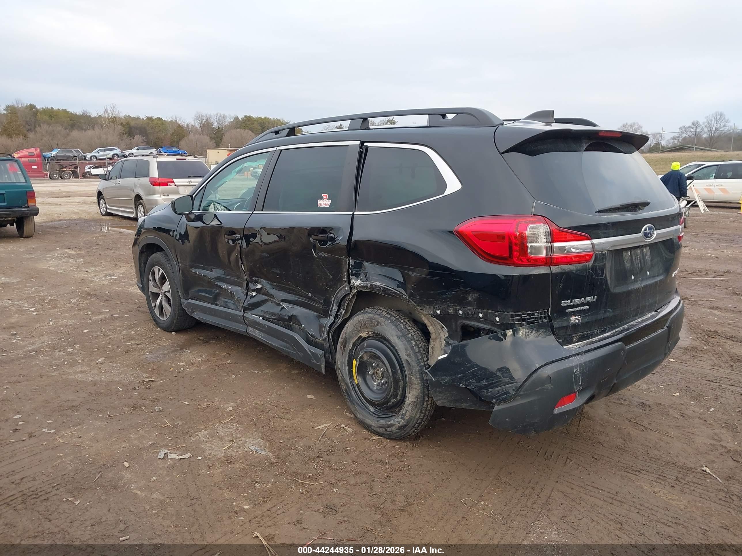 SUBARU ASCENT image 3