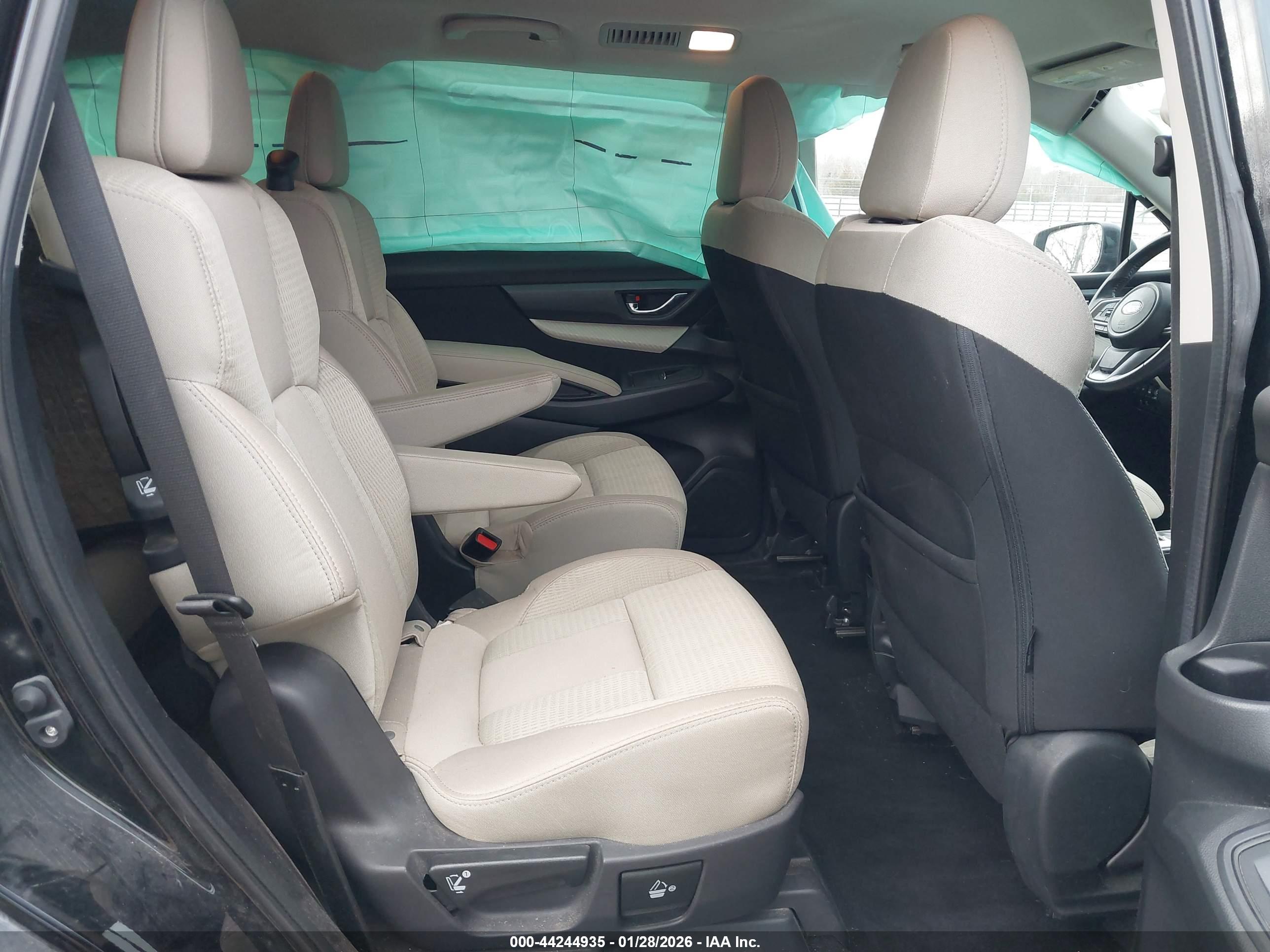 SUBARU ASCENT image 8