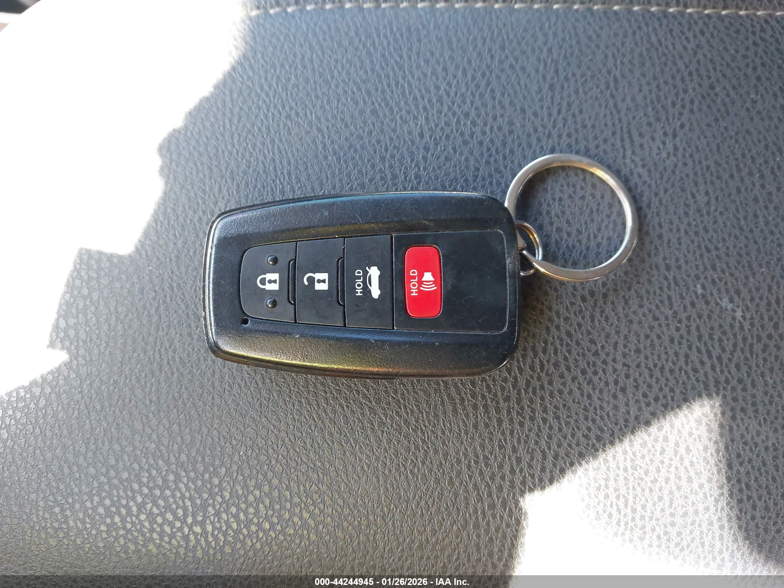 TOYOTA CAMRY image 11