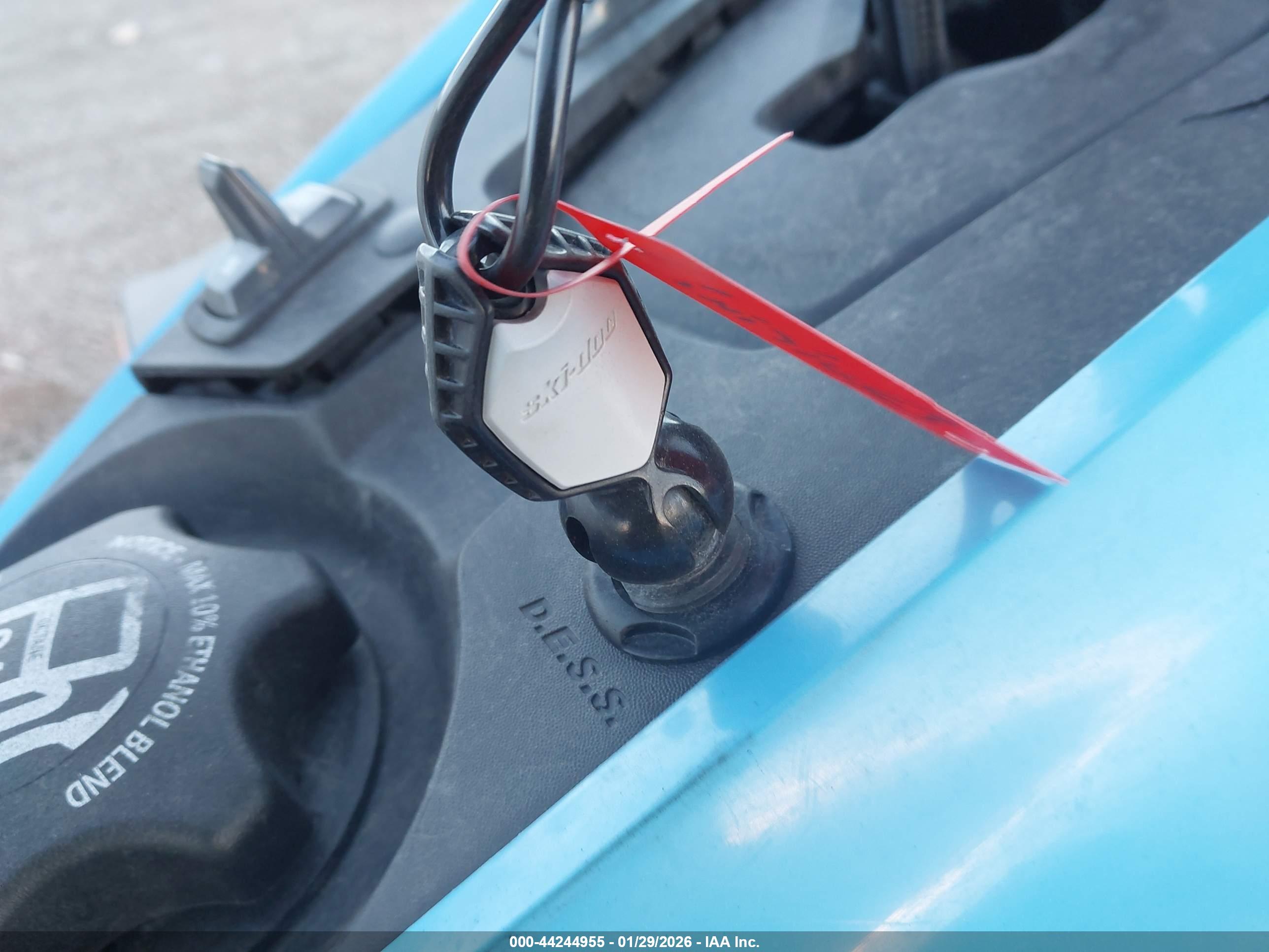 SKI-DOO SUMMIT image 11