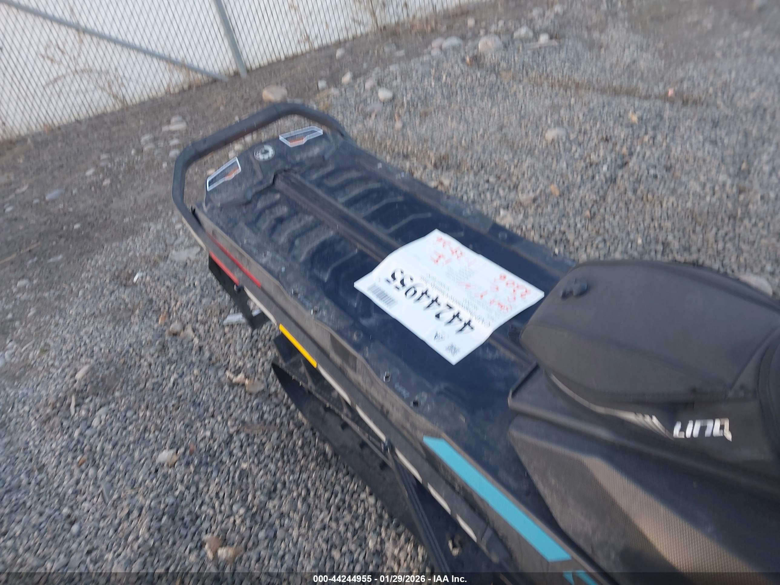 SKI-DOO SUMMIT image 8