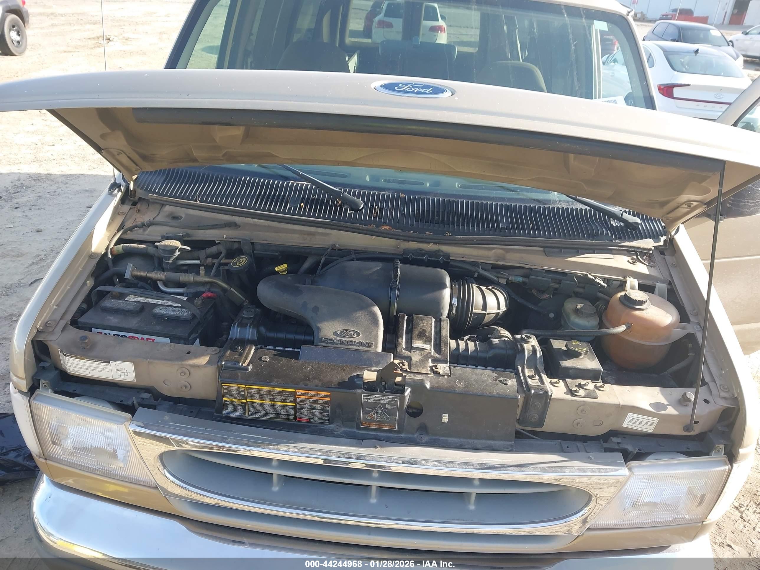 FORD E-350 image 10