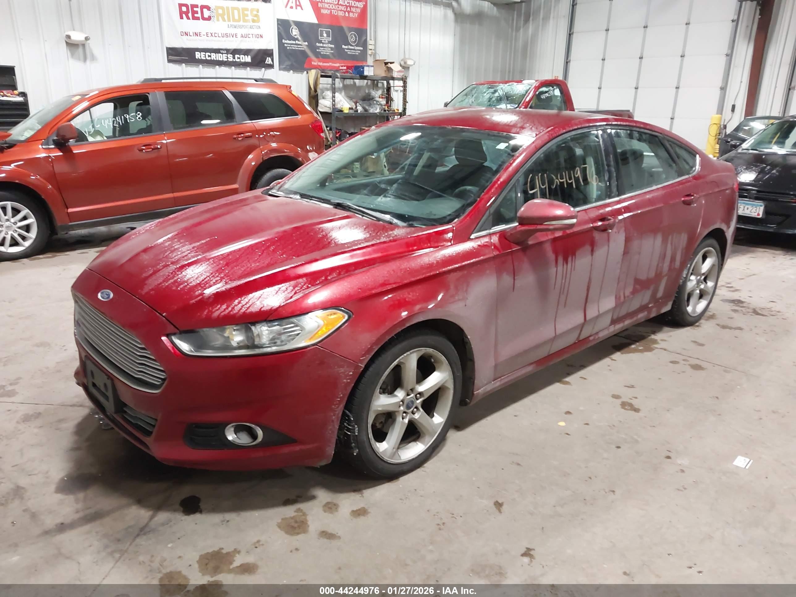 FORD FUSION image 2