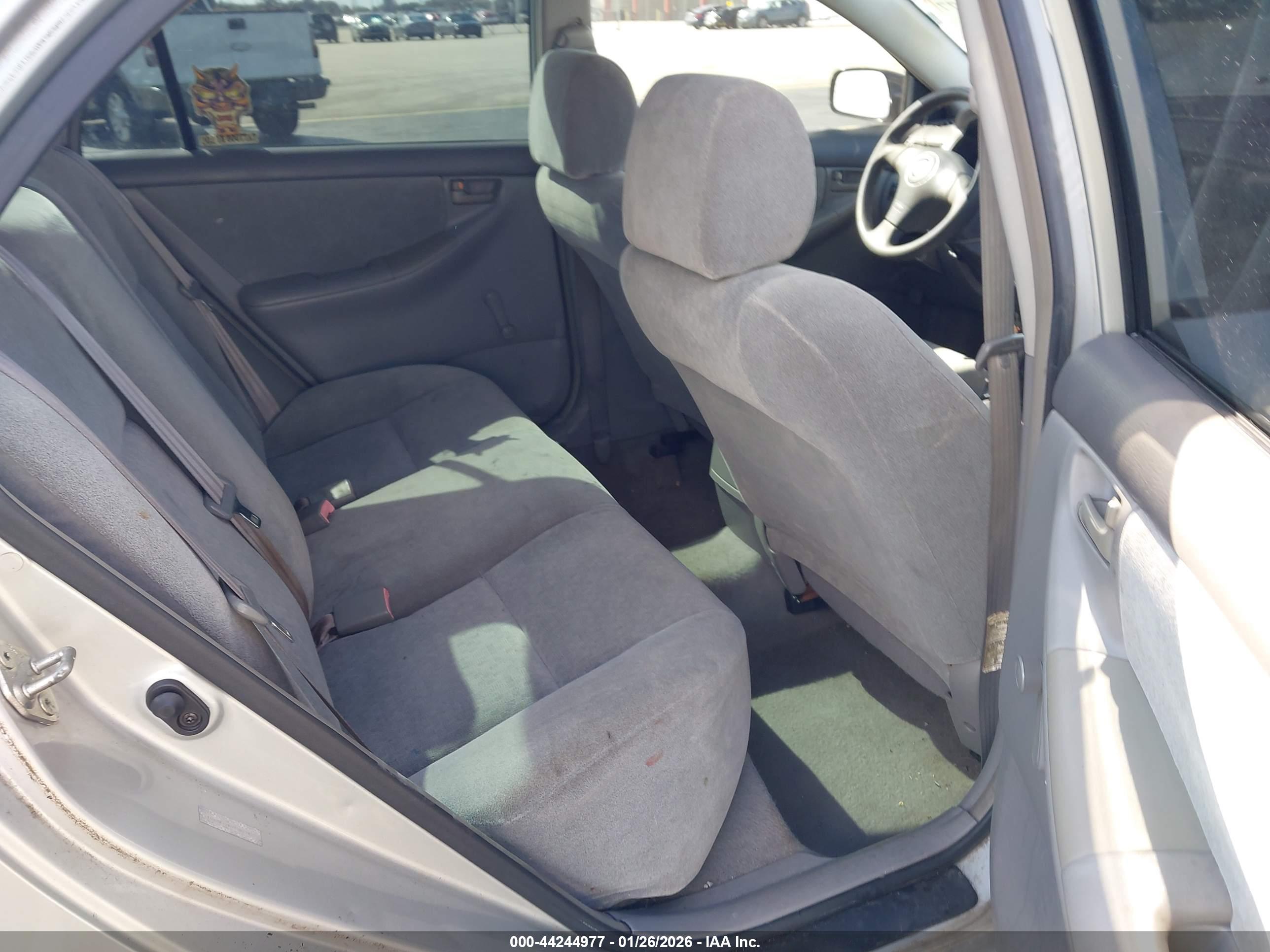 TOYOTA COROLLA image 8