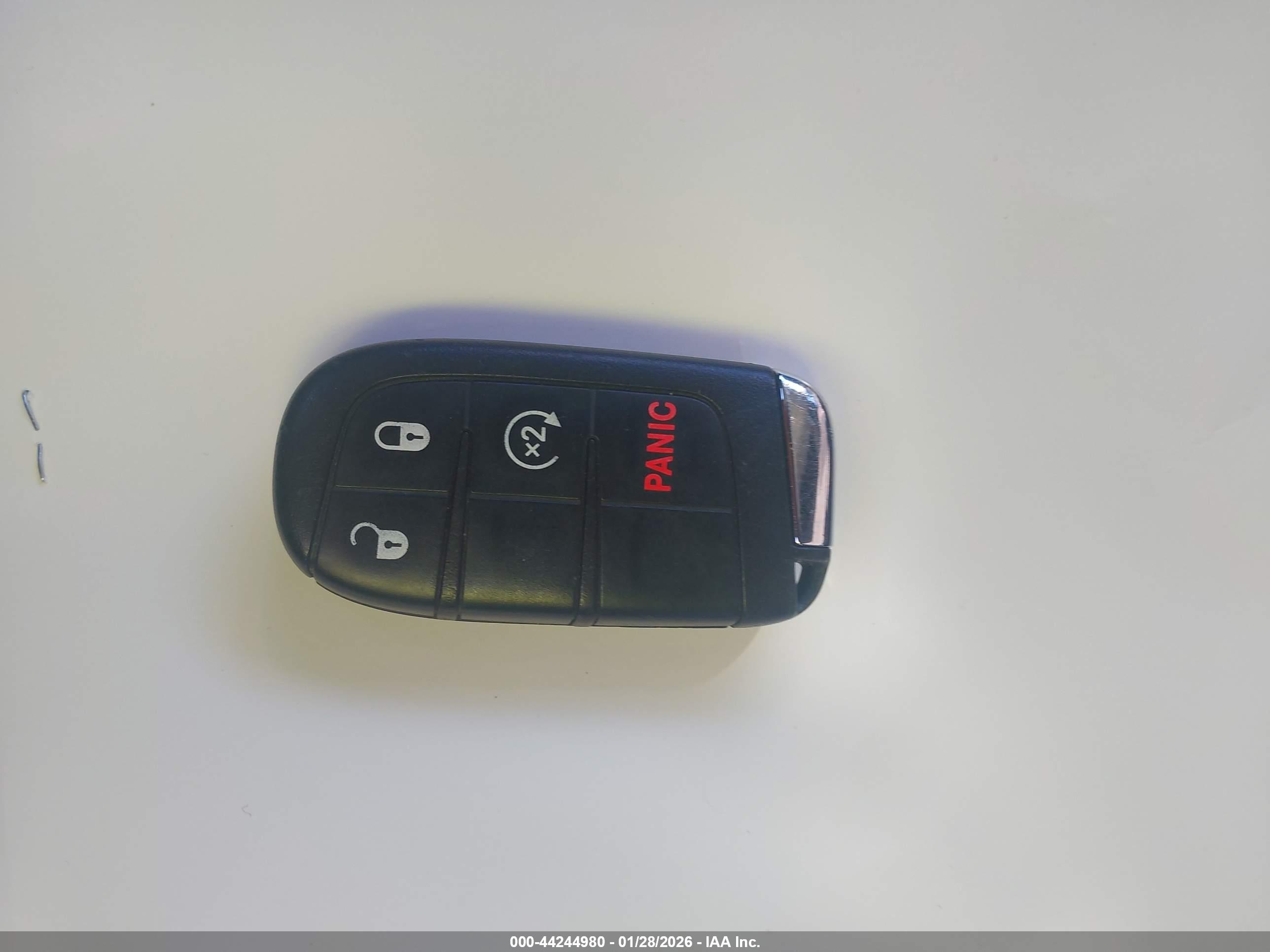 JEEP RENEGADE image 11
