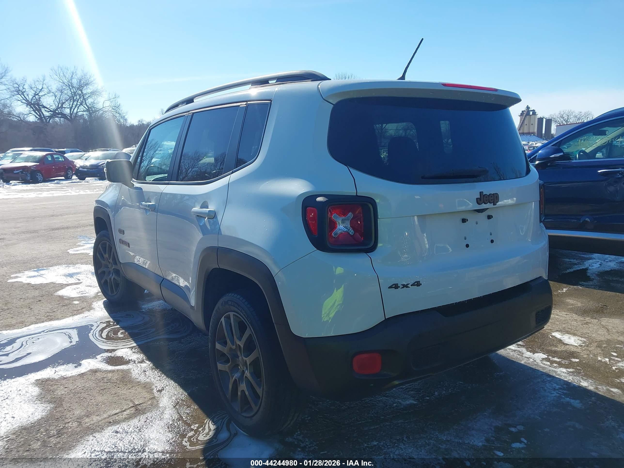 JEEP RENEGADE image 3