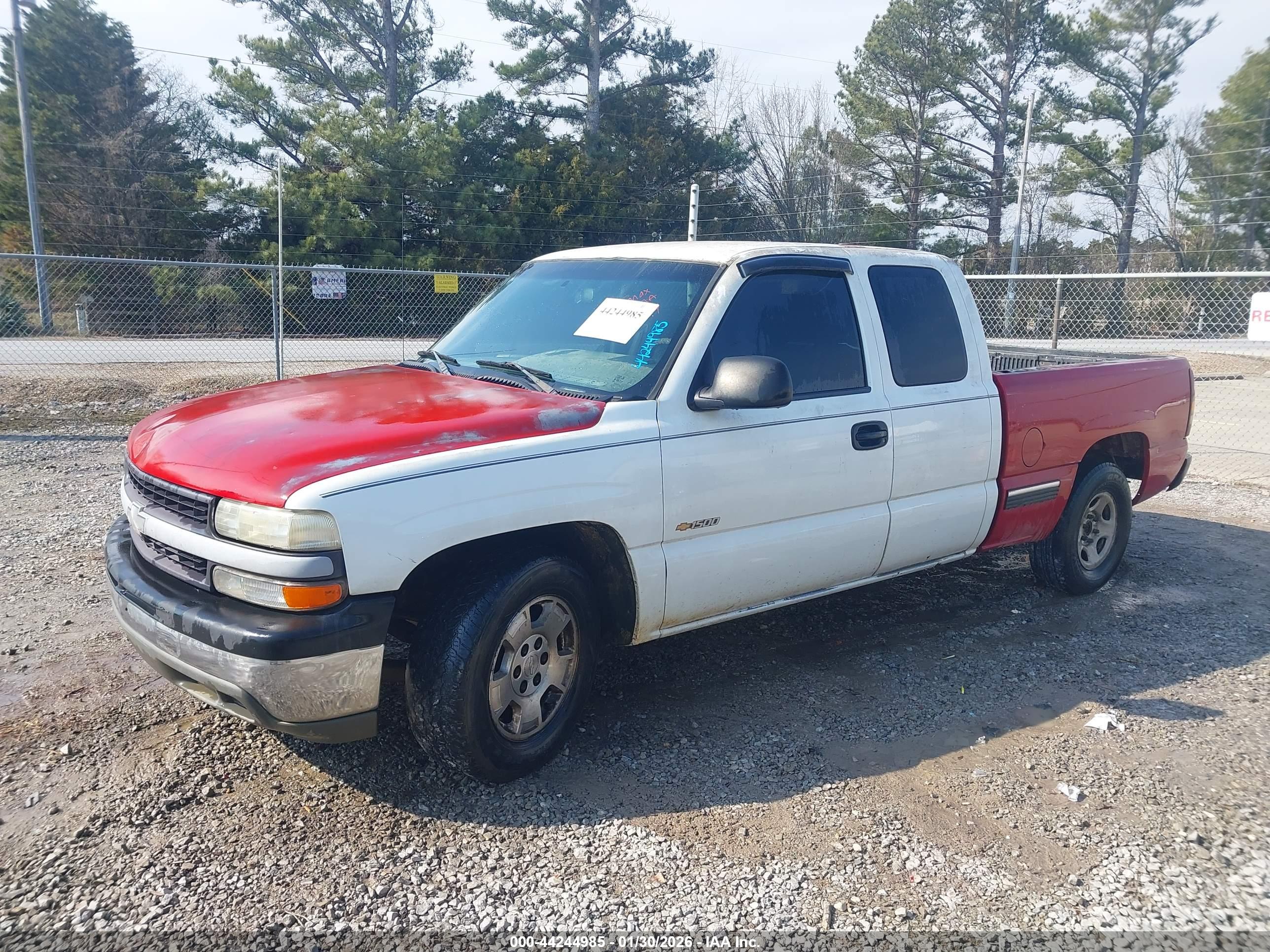 CHEVROLET SILVERADO image 6
