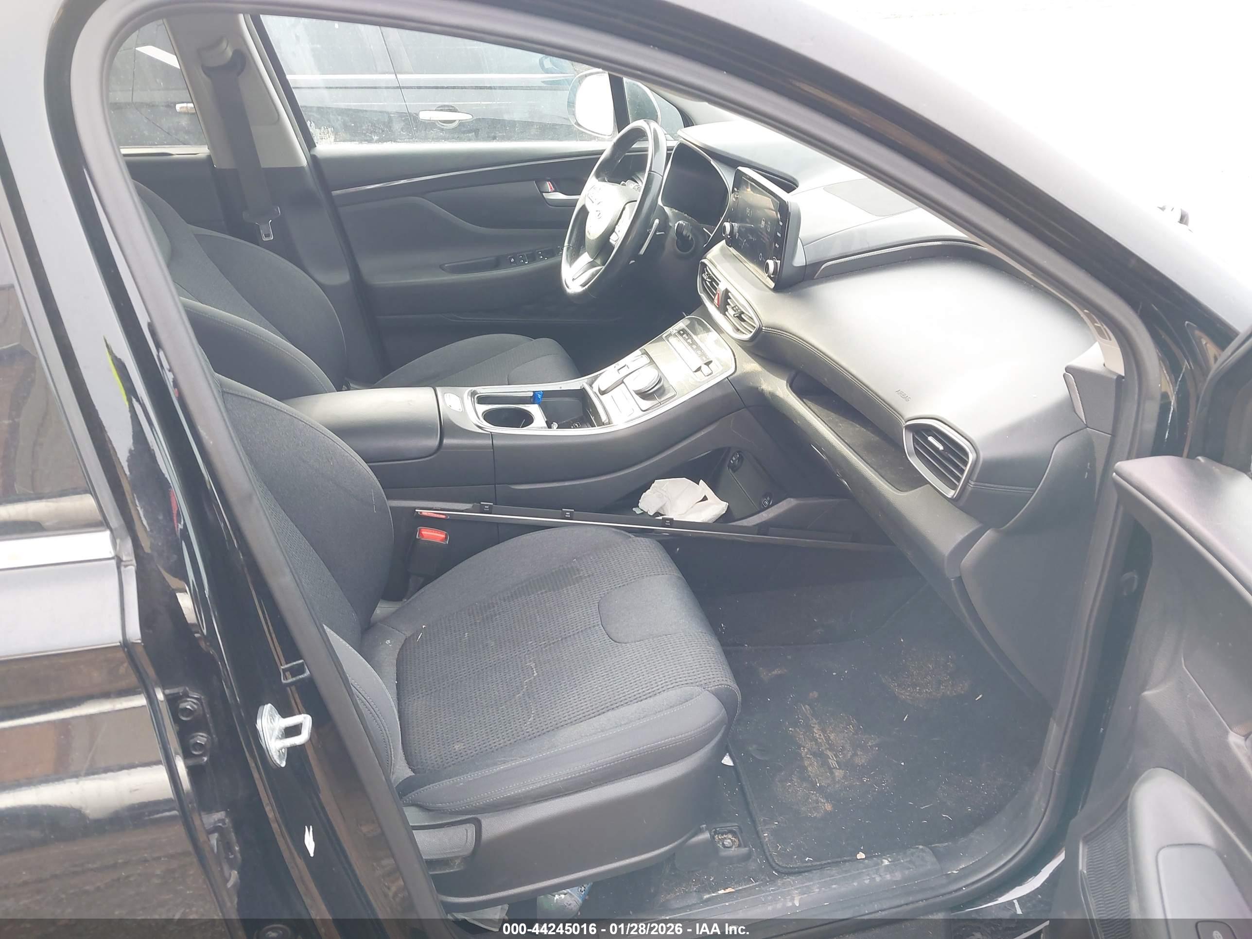 HYUNDAI SANTA image 5