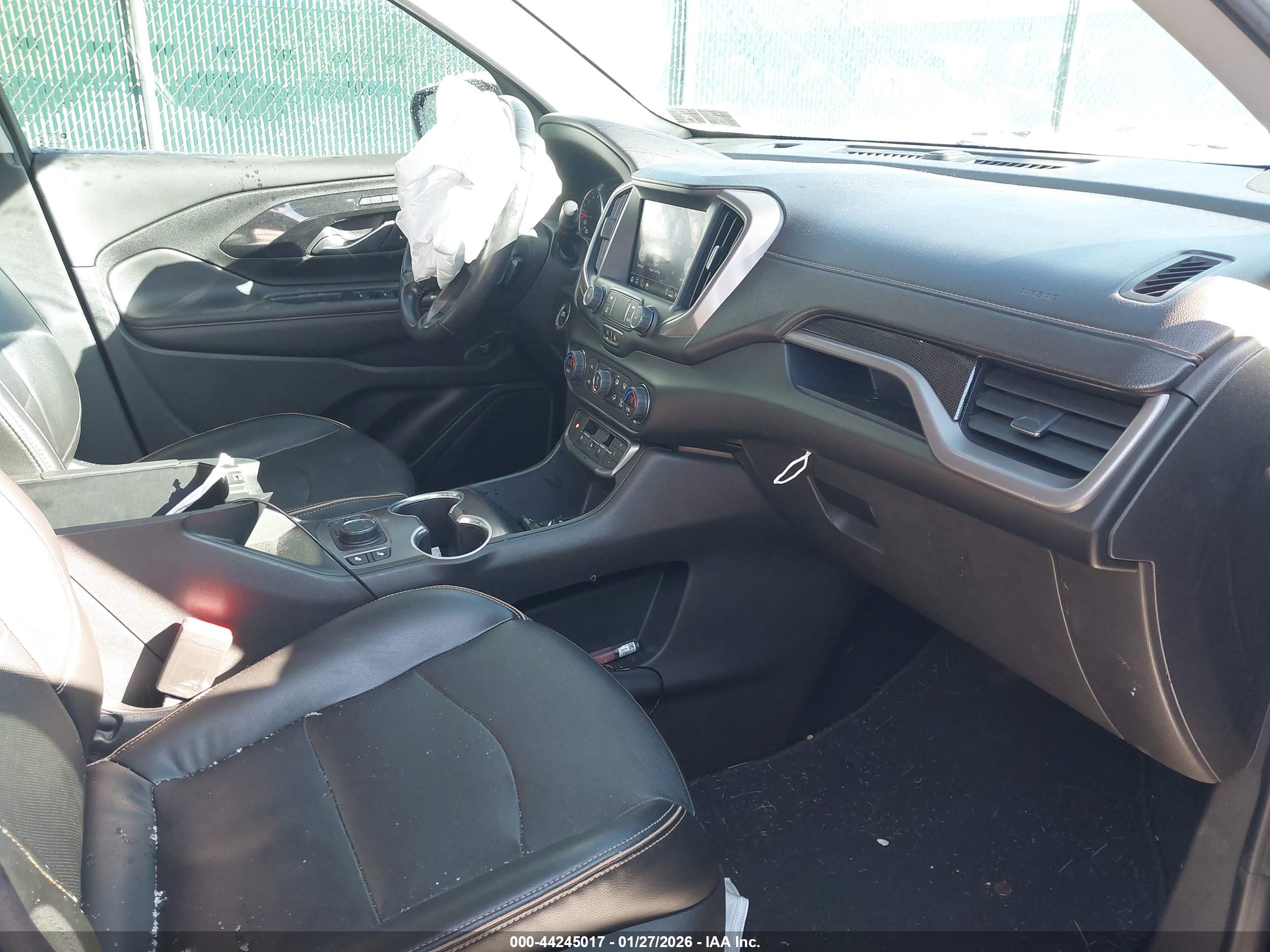 GMC TERRAIN image 5