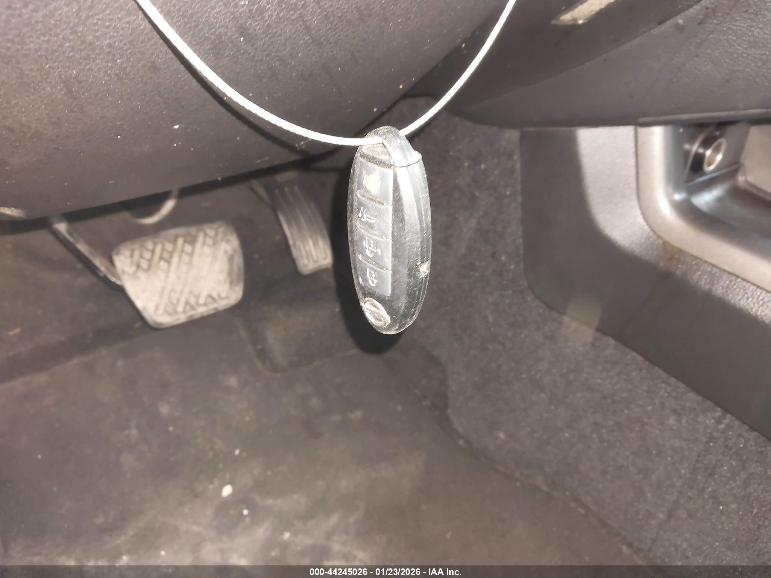 NISSAN MURANO image 11