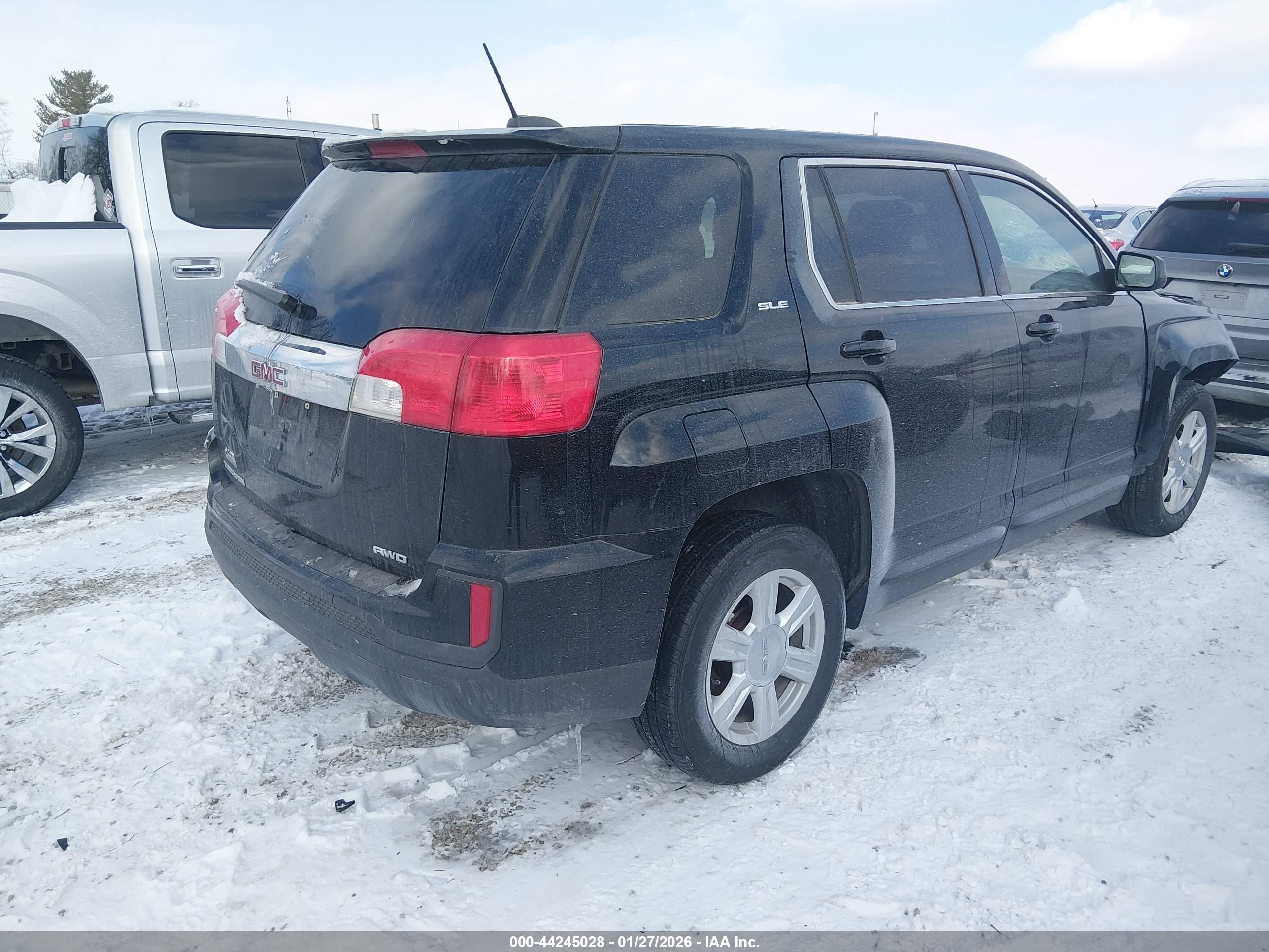 GMC TERRAIN image 4