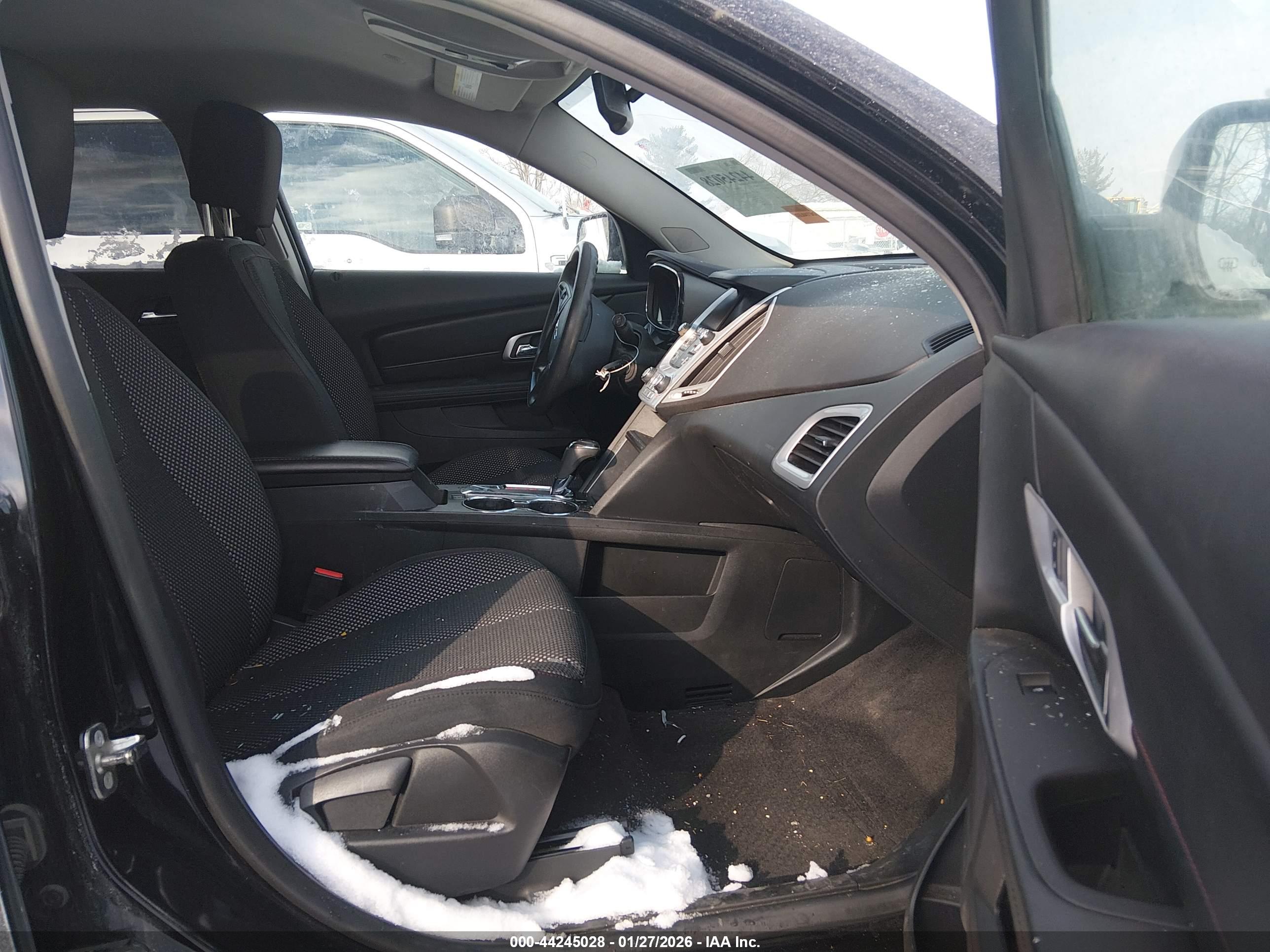 GMC TERRAIN image 5