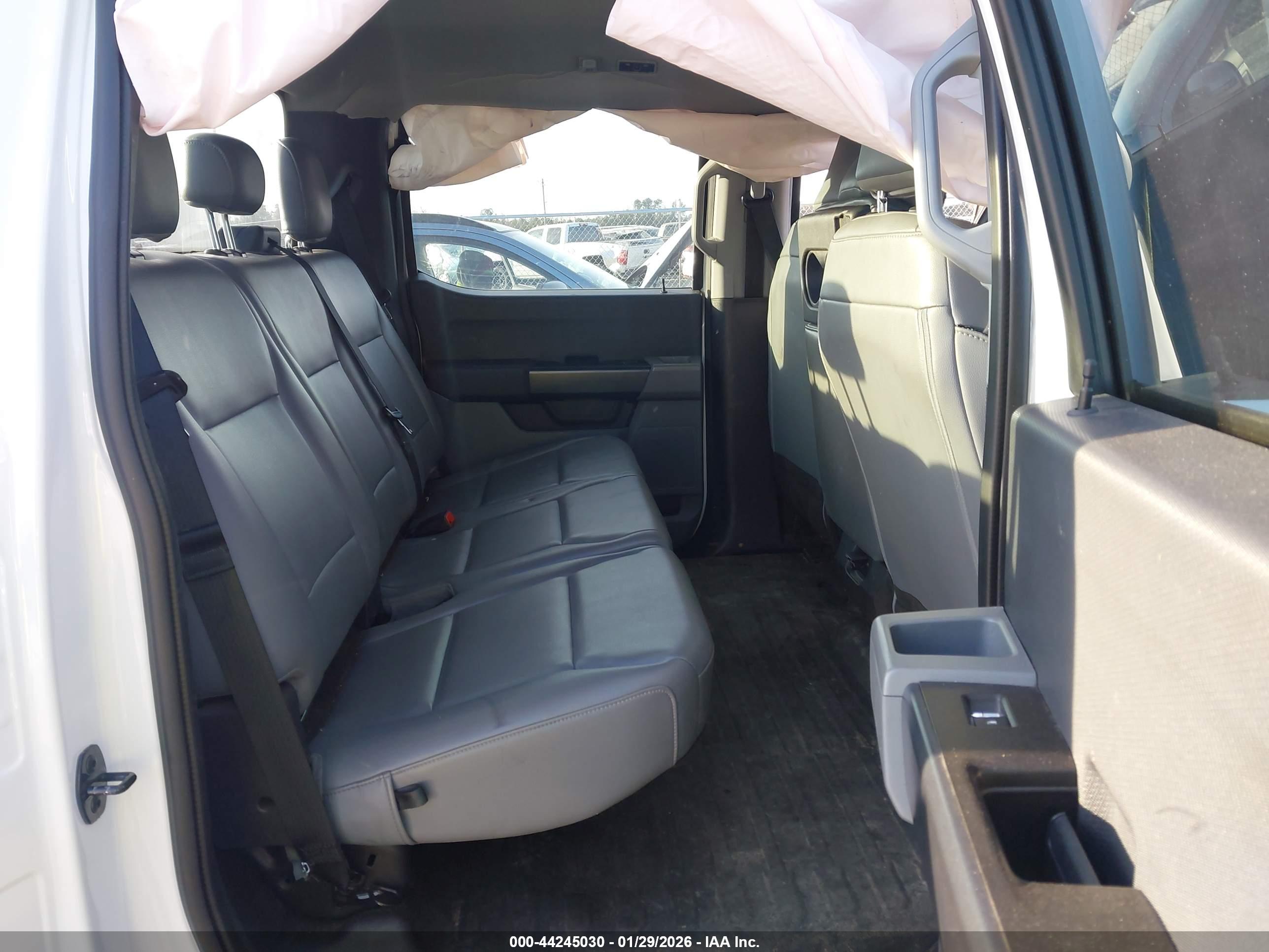 FORD F-150 image 8