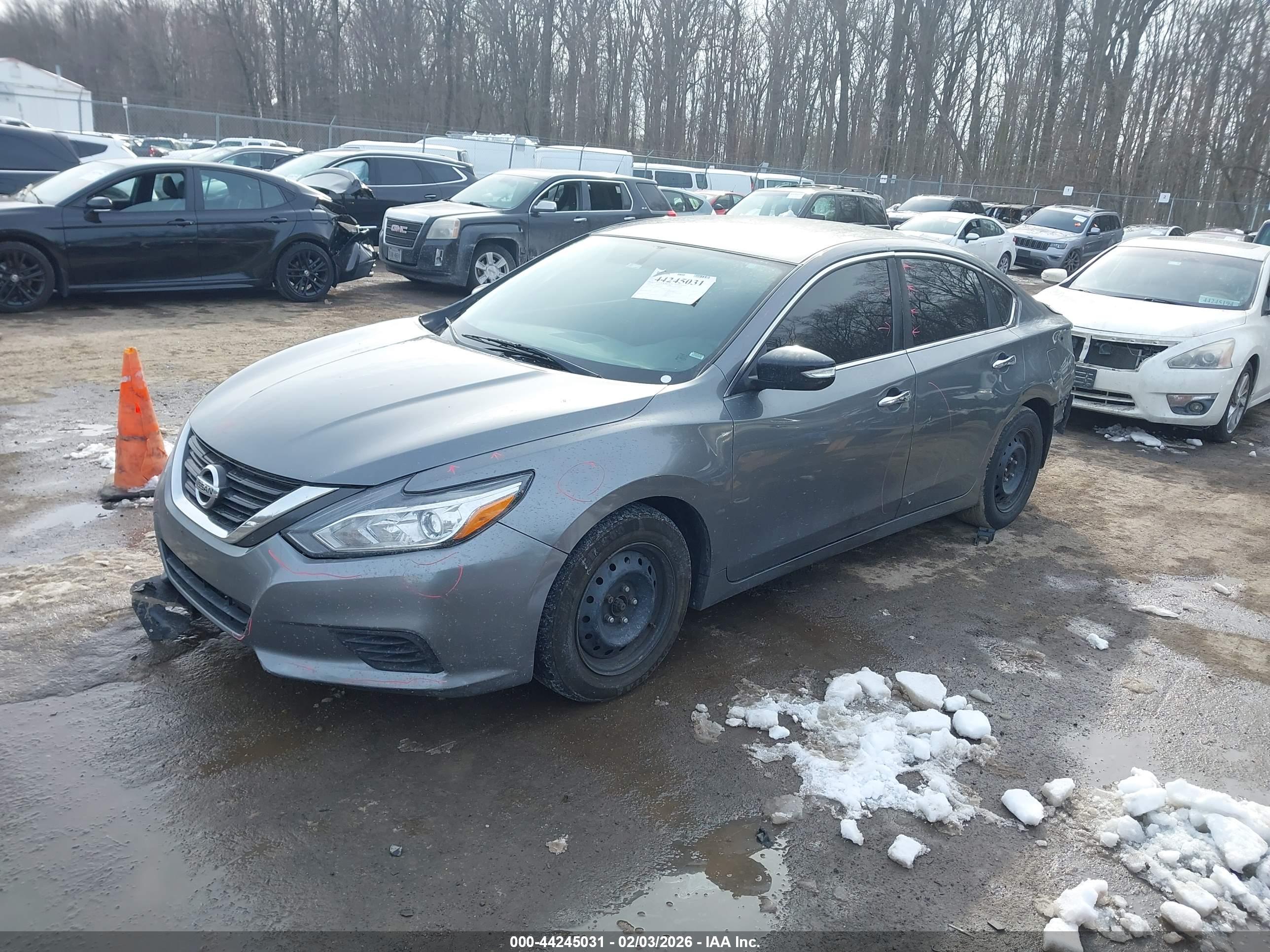 NISSAN ALTIMA image 2