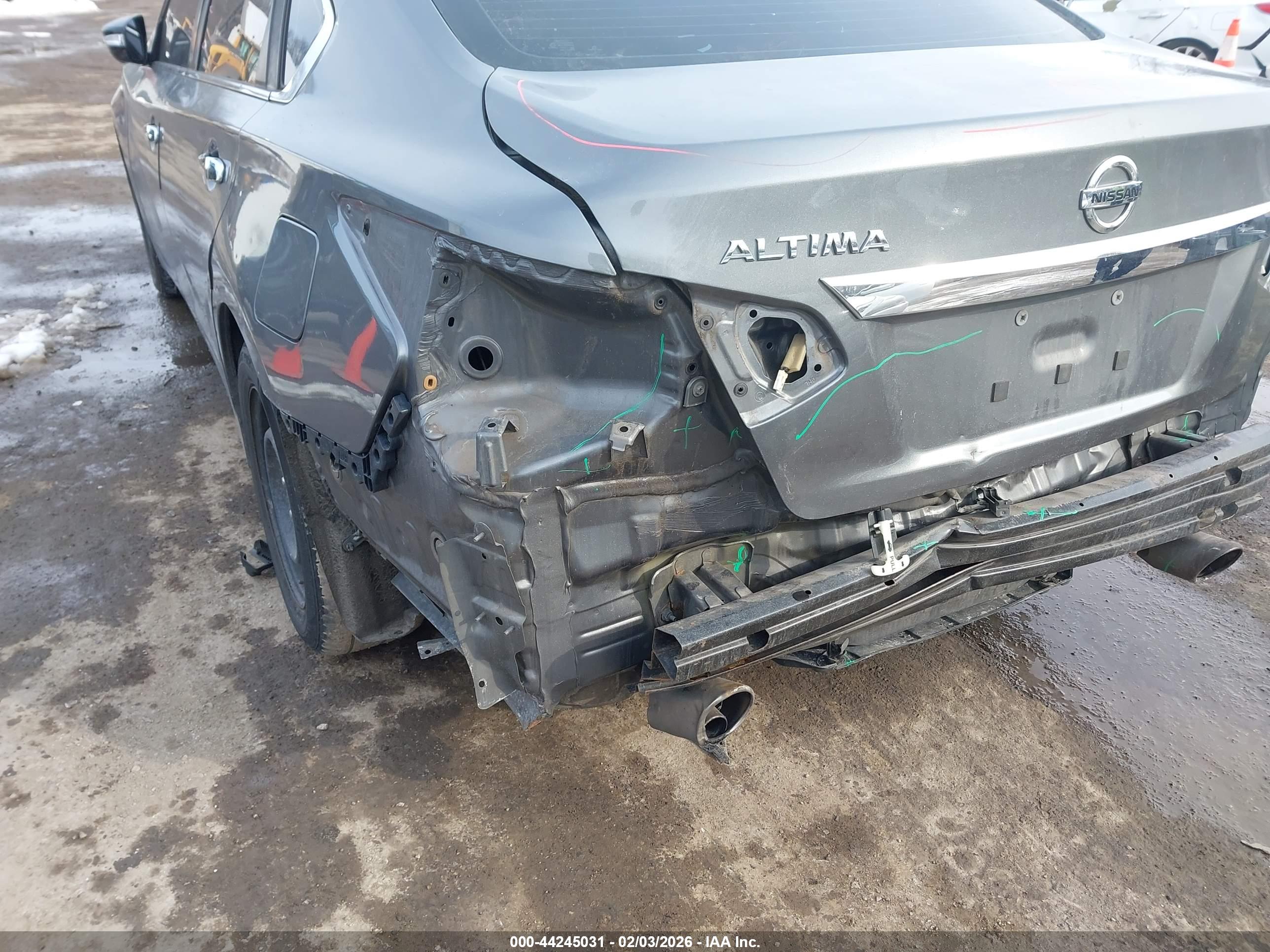 NISSAN ALTIMA image 6