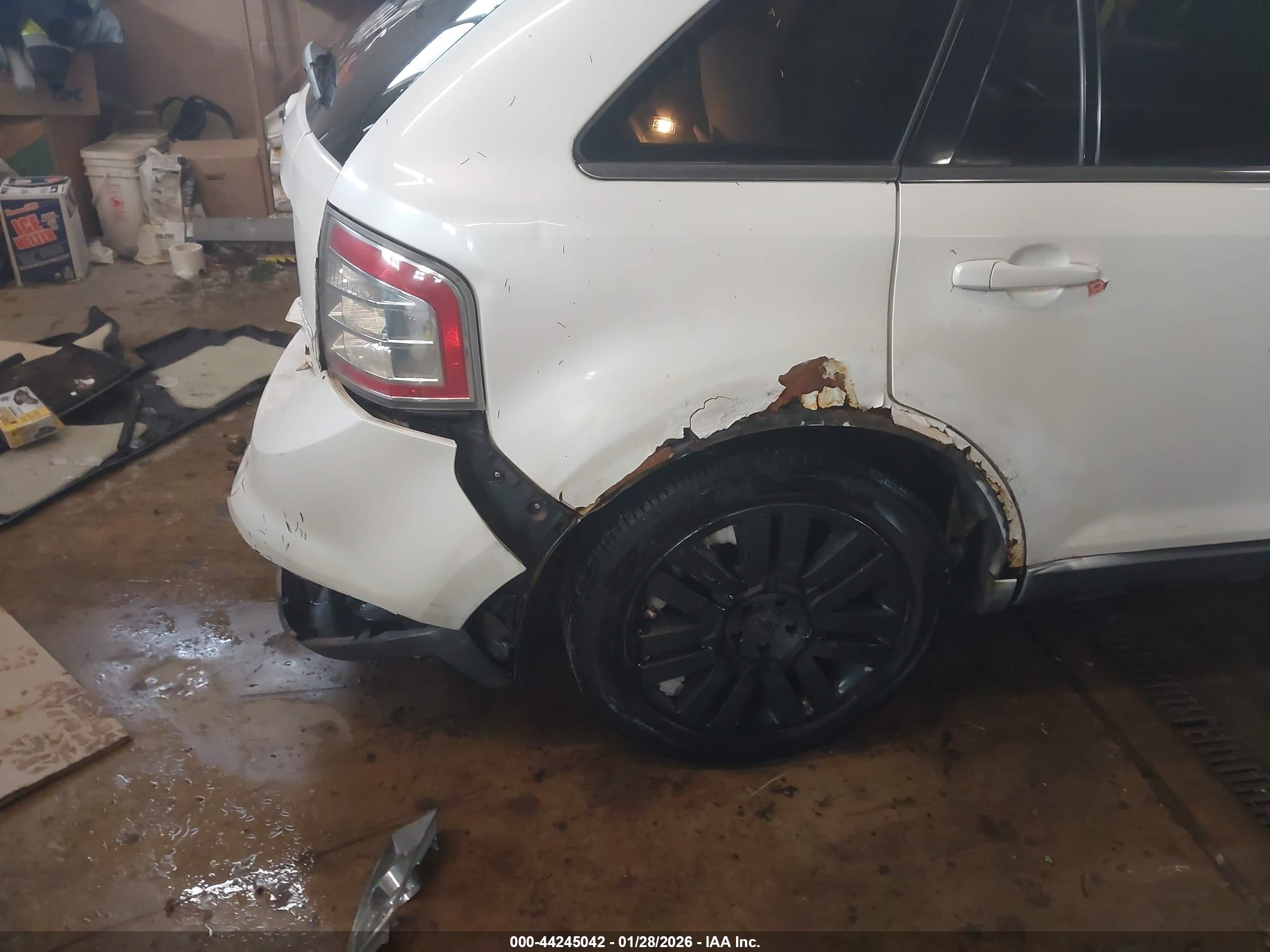 FORD EDGE image 6