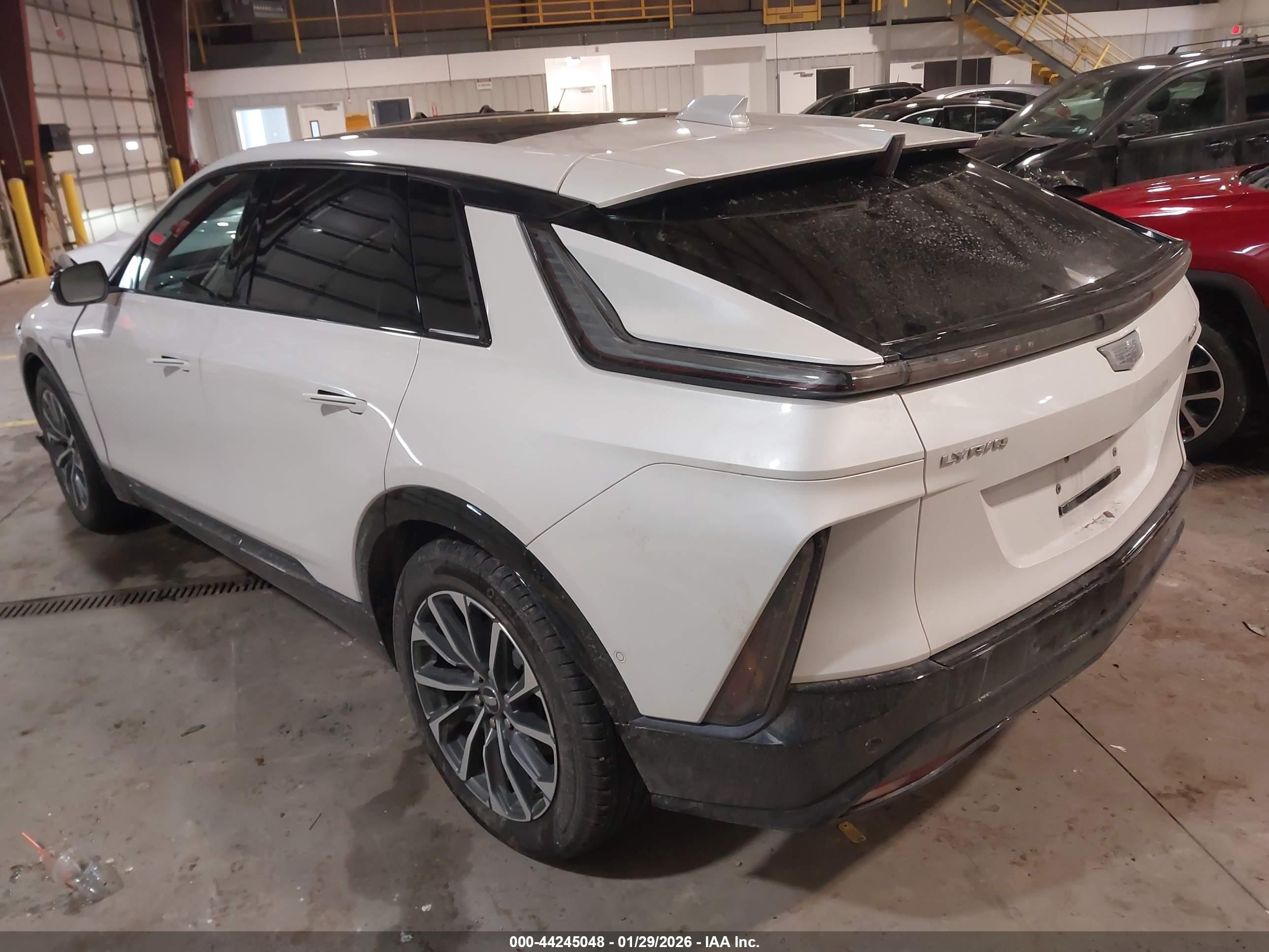 CADILLAC LYRIQ image 3