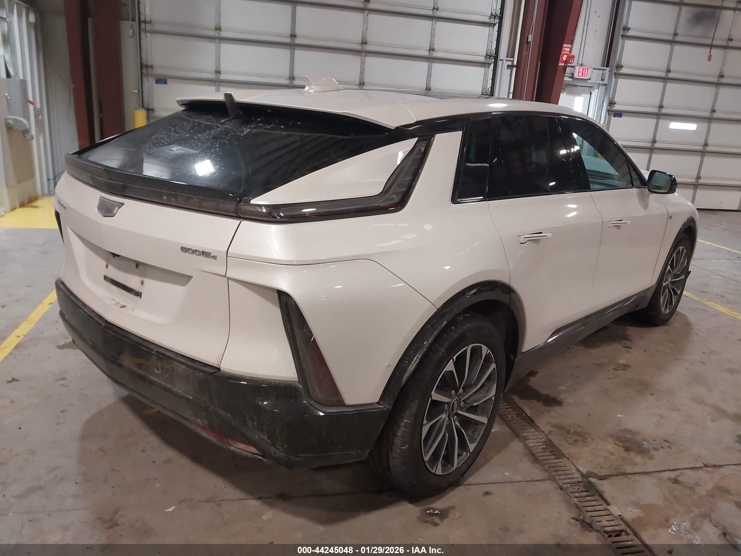 CADILLAC LYRIQ image 4