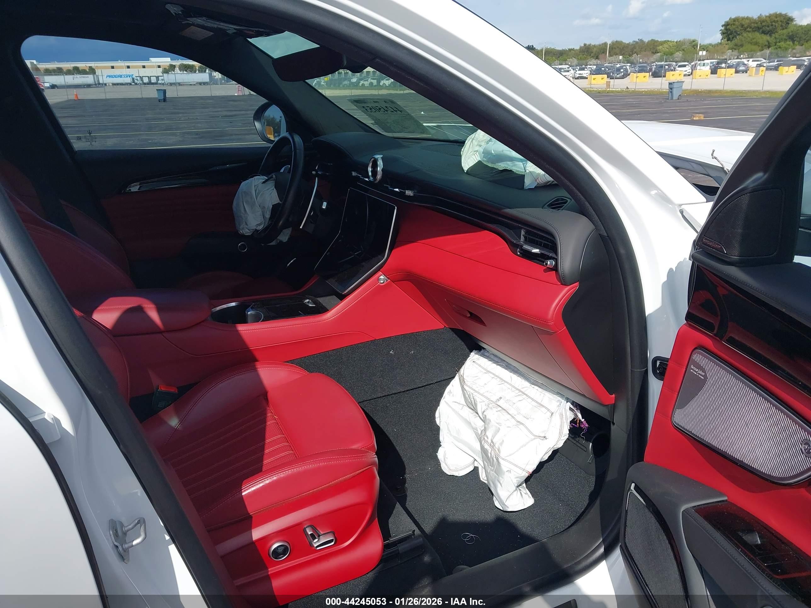 MASERATI GRECALE image 5