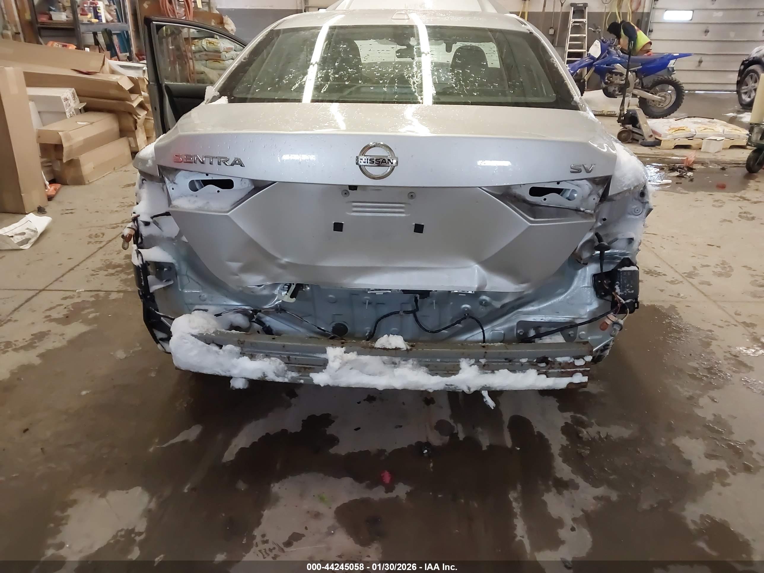 NISSAN SENTRA image 6