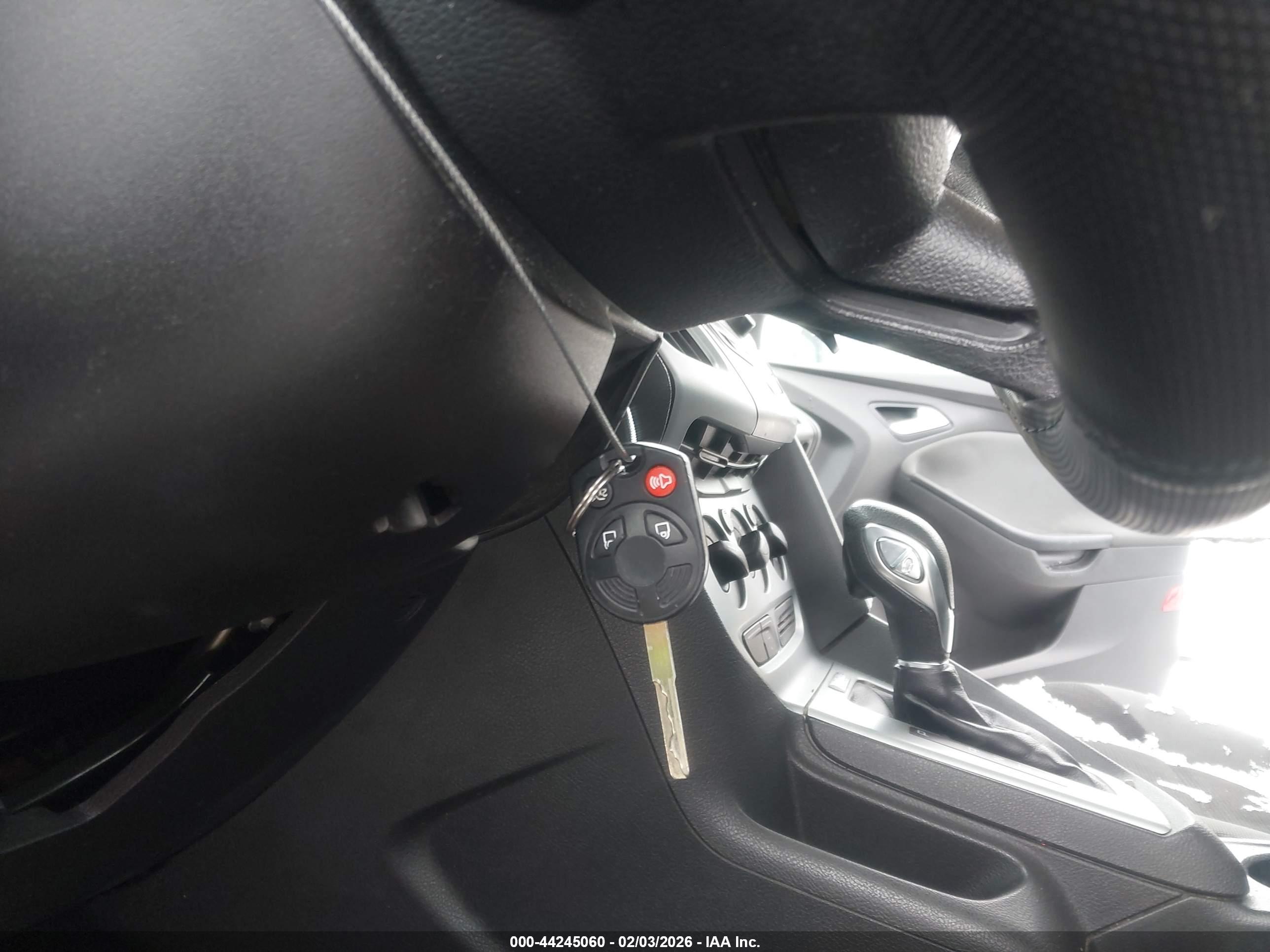 FORD FOCUS image 11