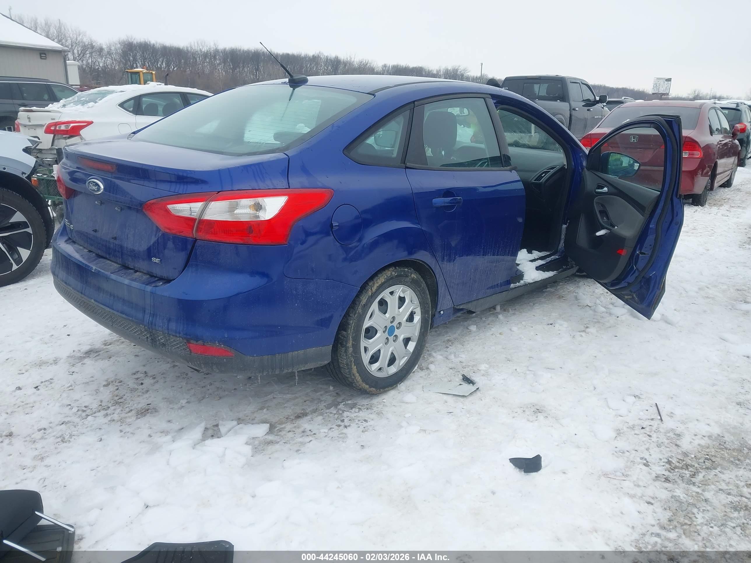 FORD FOCUS image 4