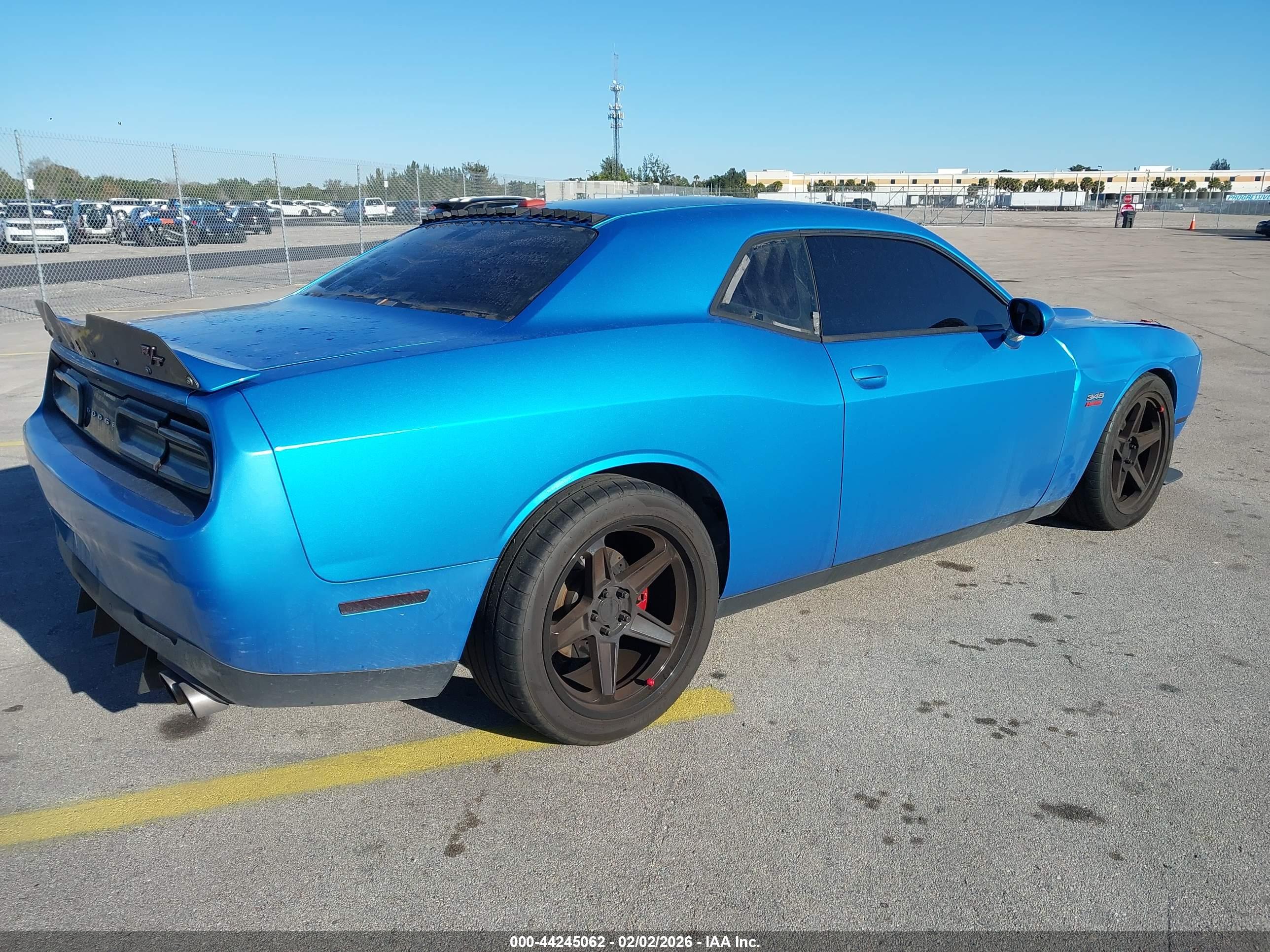 DODGE CHALLENGER image 4
