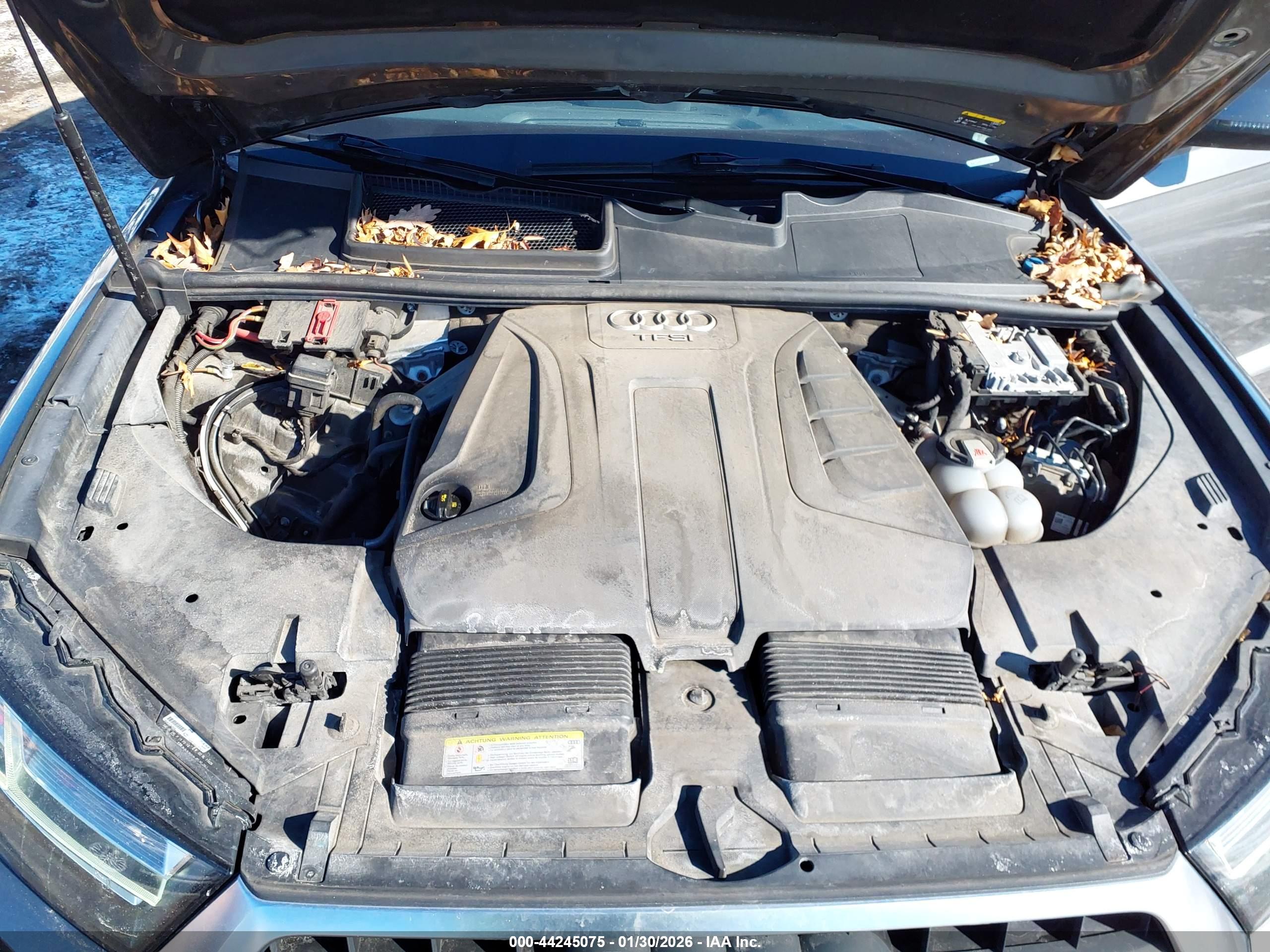 AUDI Q7 image 10