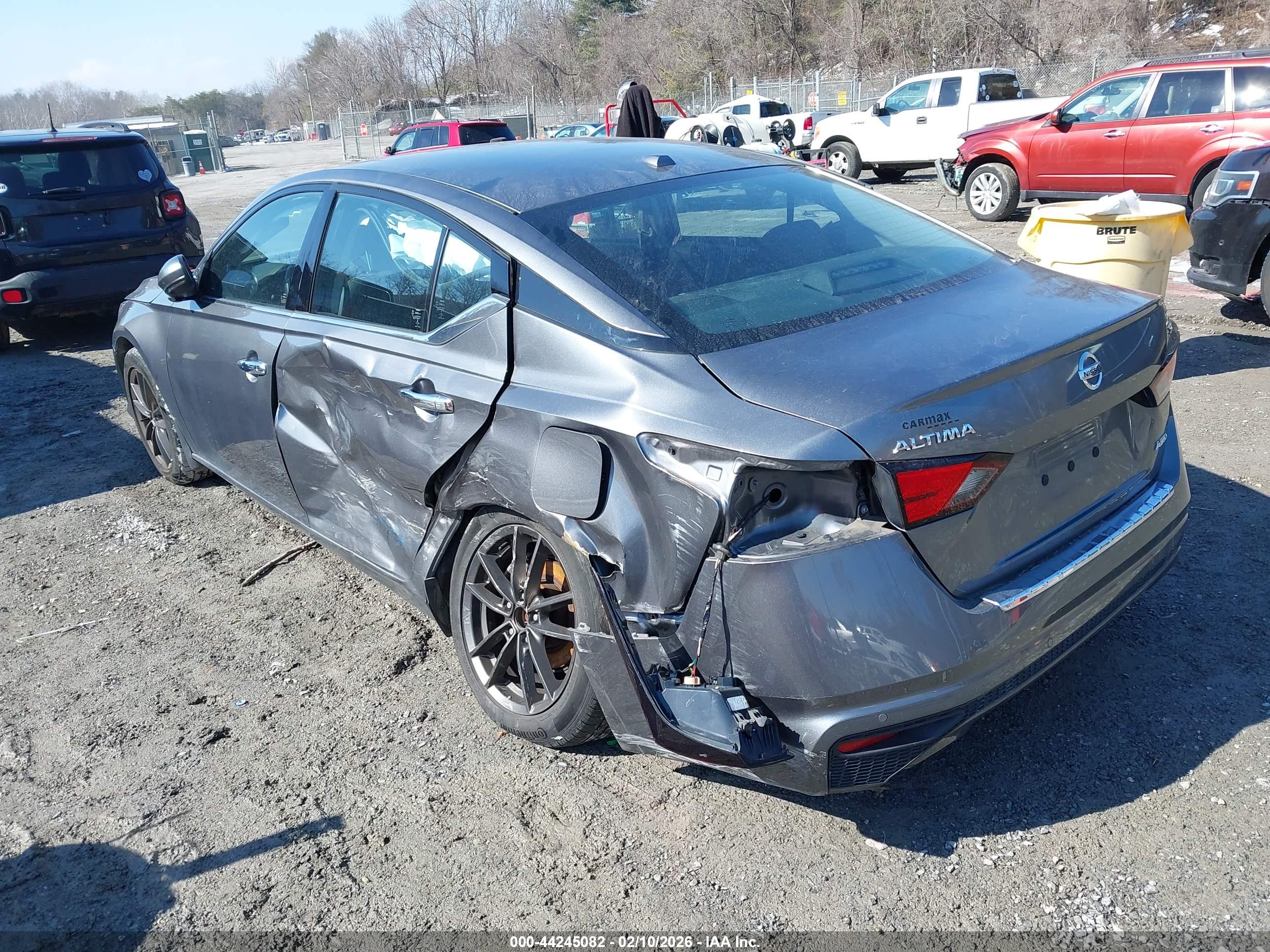 NISSAN ALTIMA image 3
