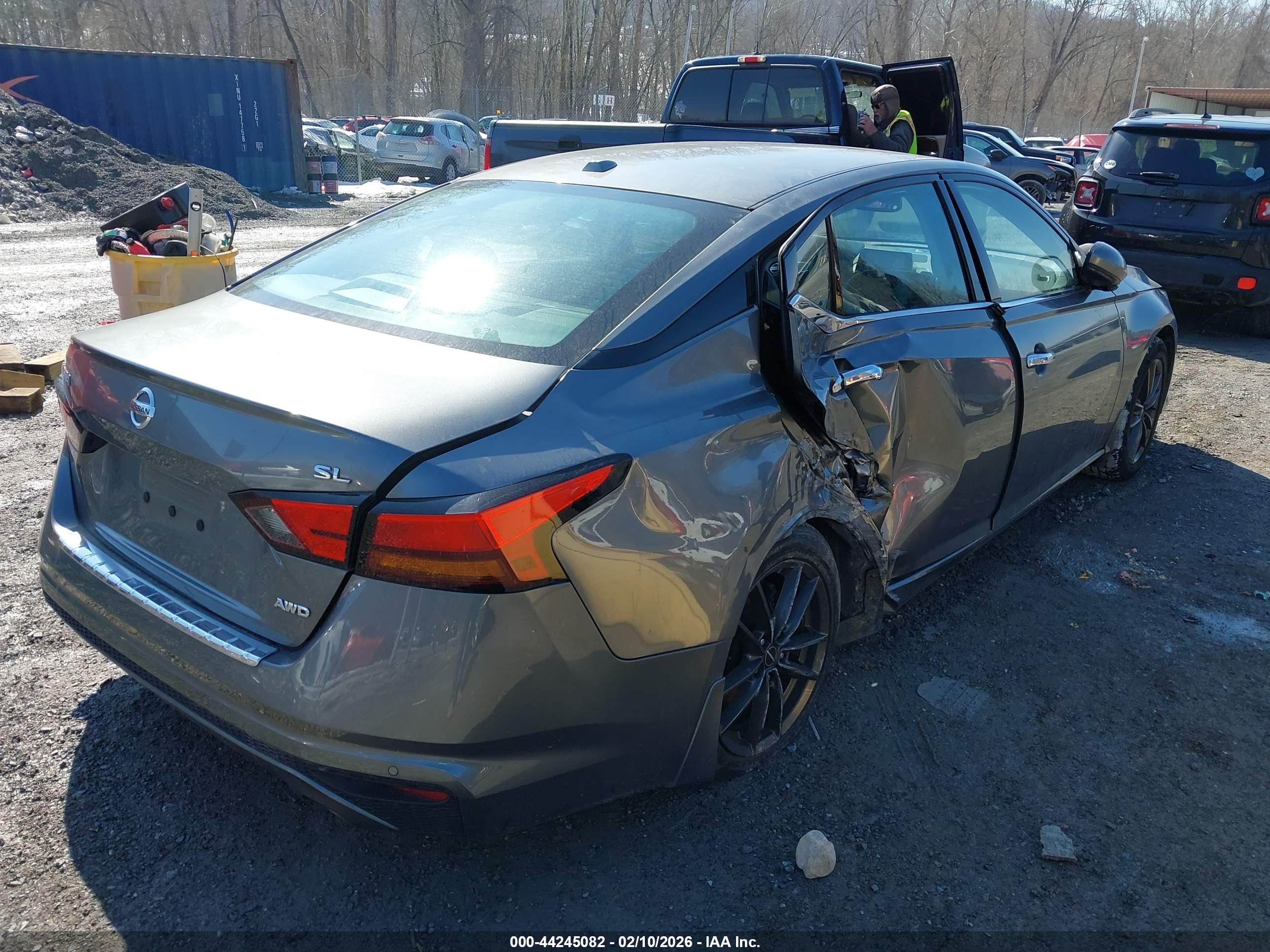 NISSAN ALTIMA image 4