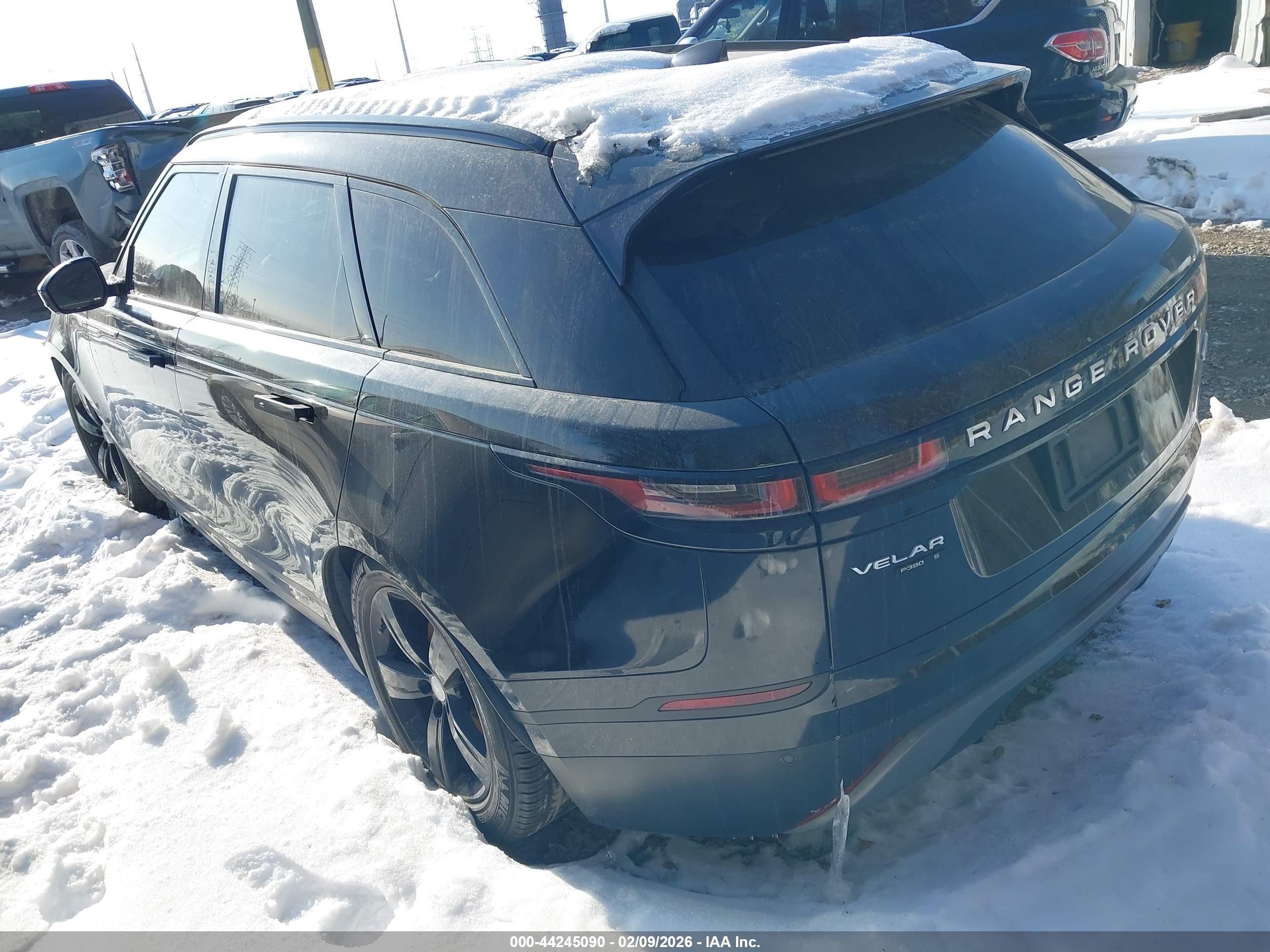 LAND ROVER image 3
