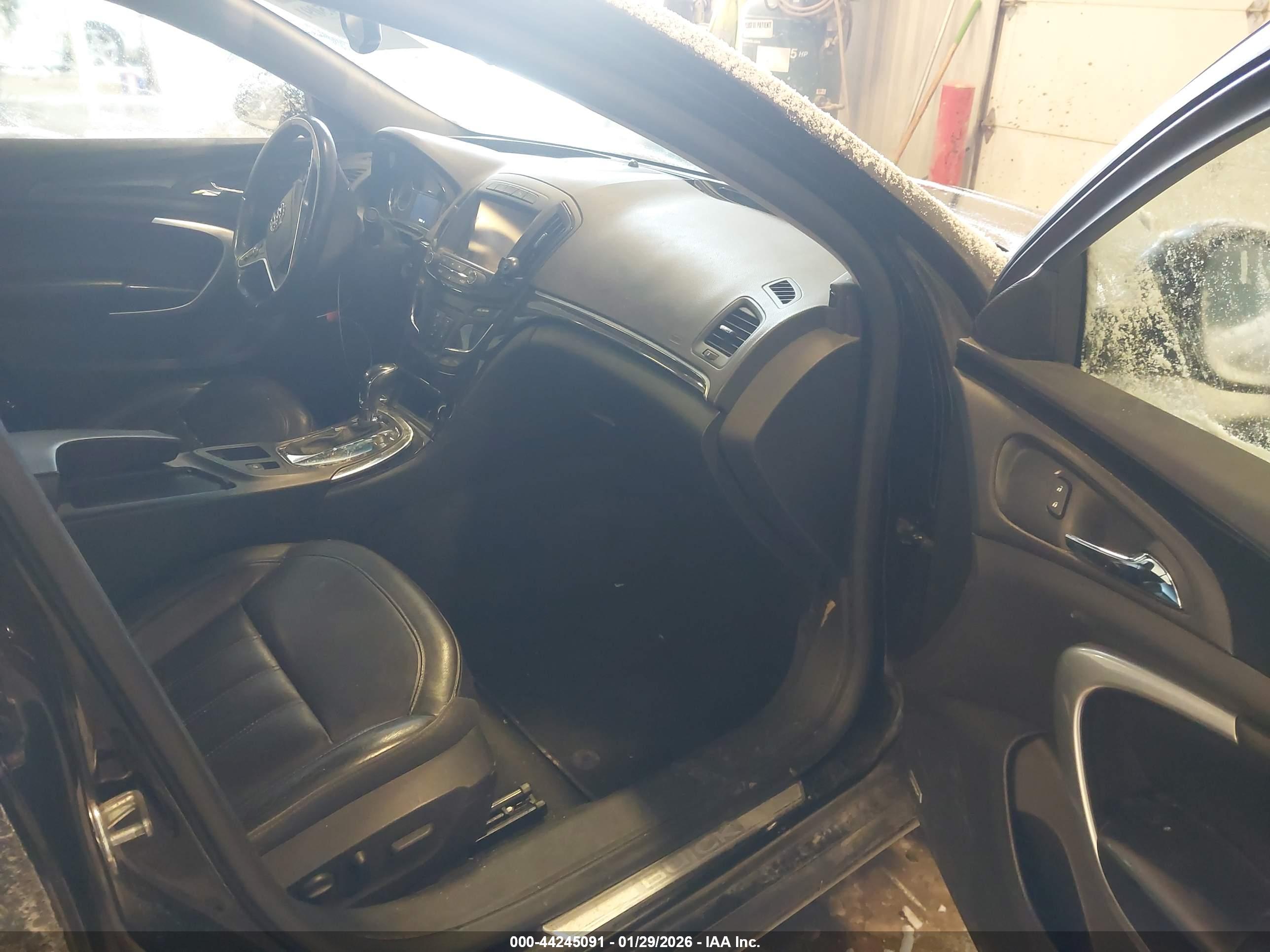 BUICK REGAL image 5