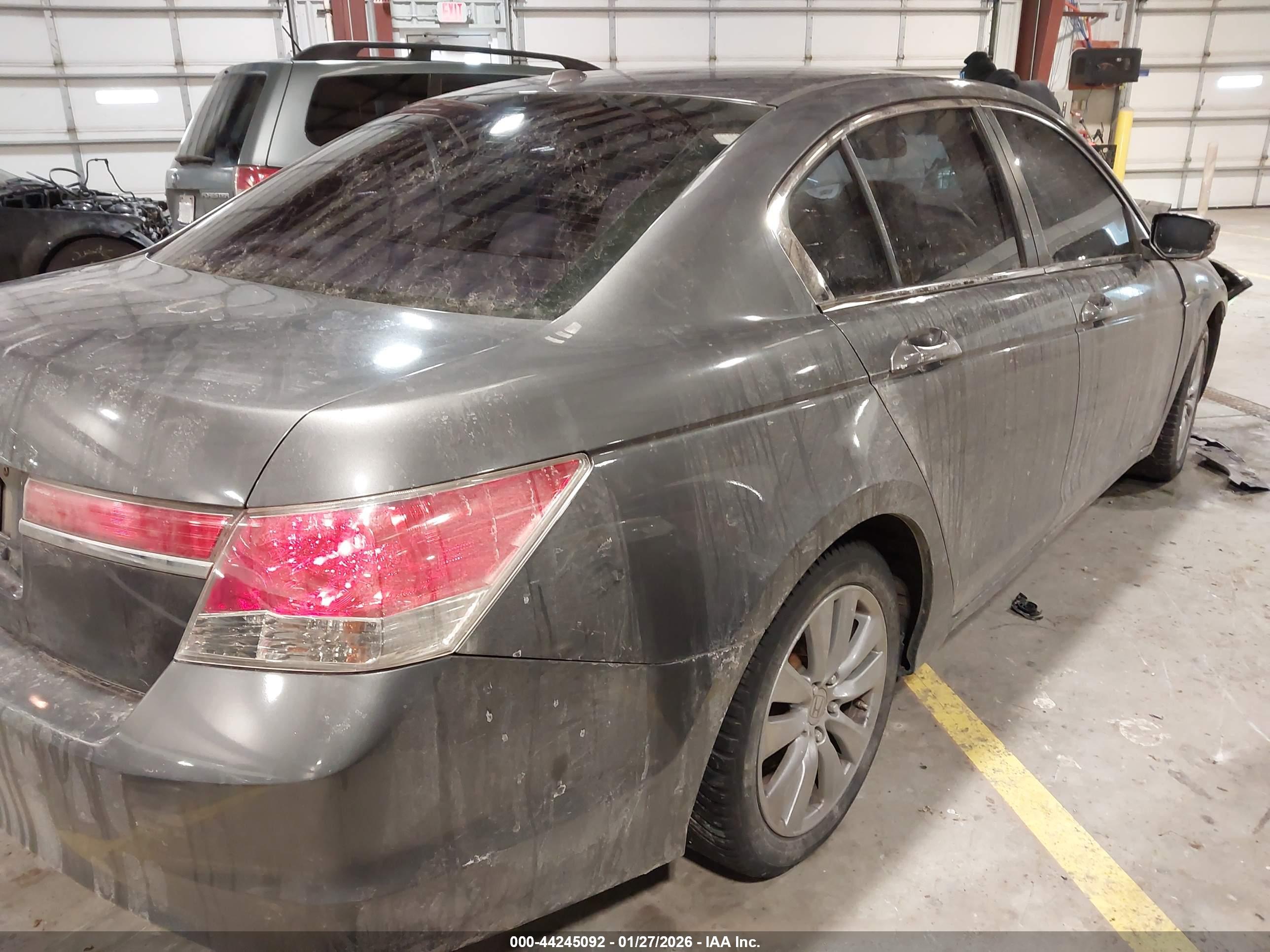 HONDA ACCORD image 4