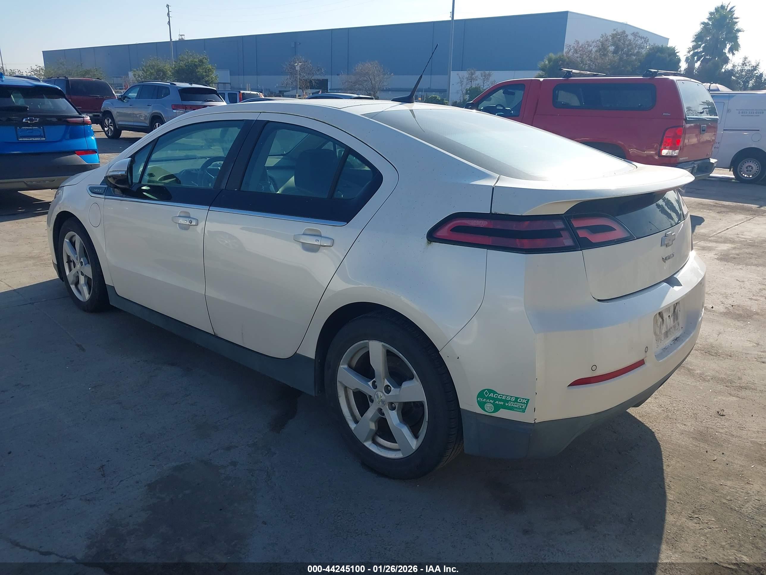 CHEVROLET VOLT image 3