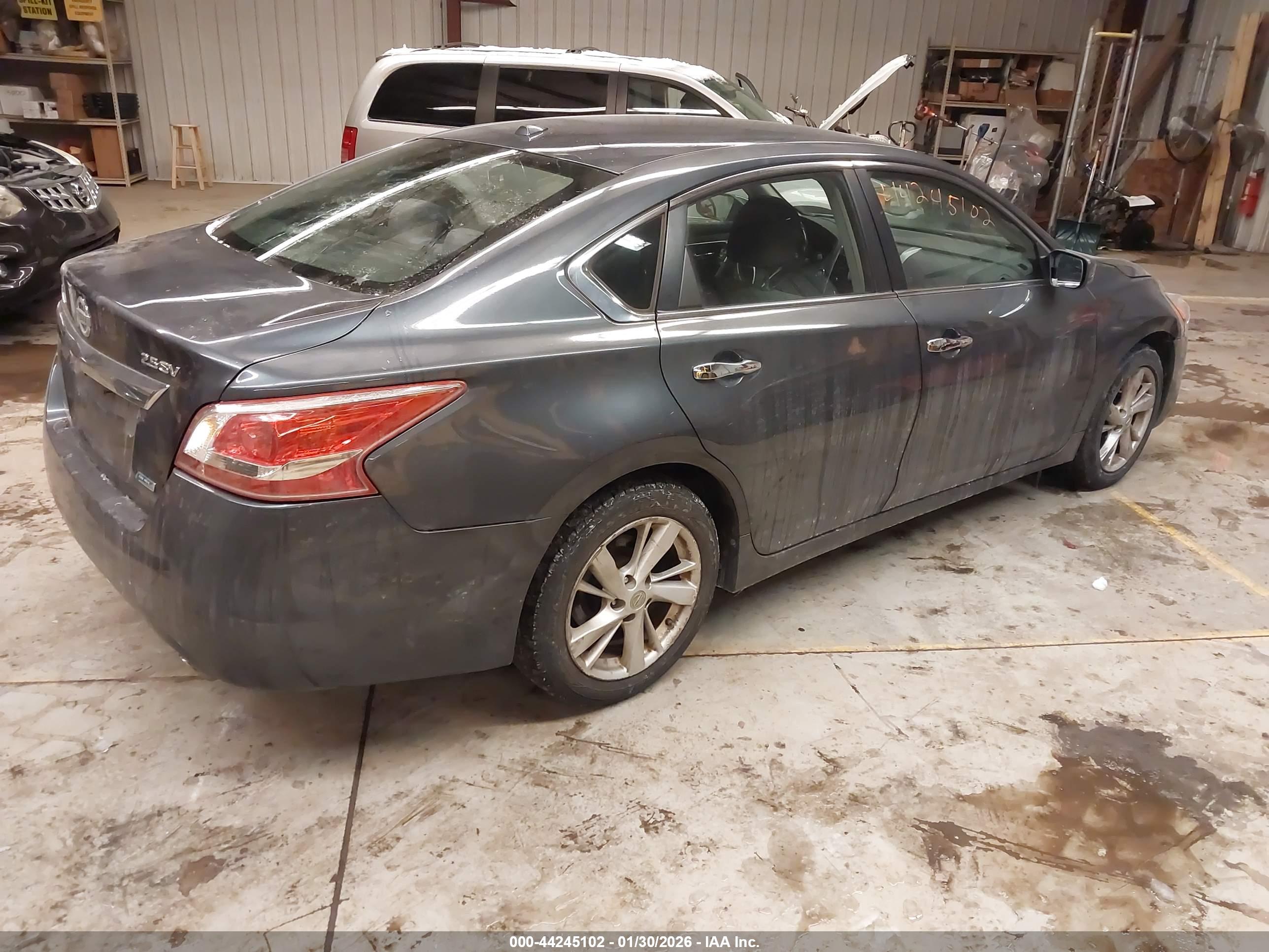NISSAN ALTIMA image 4
