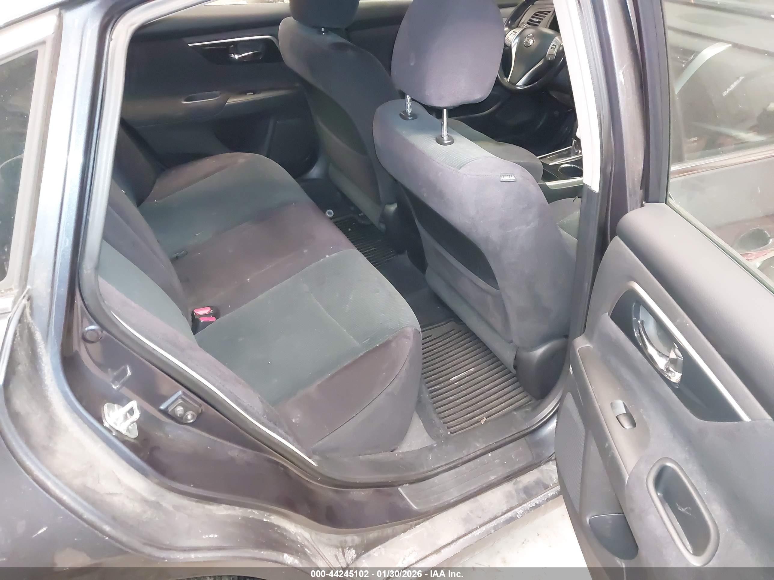 NISSAN ALTIMA image 8