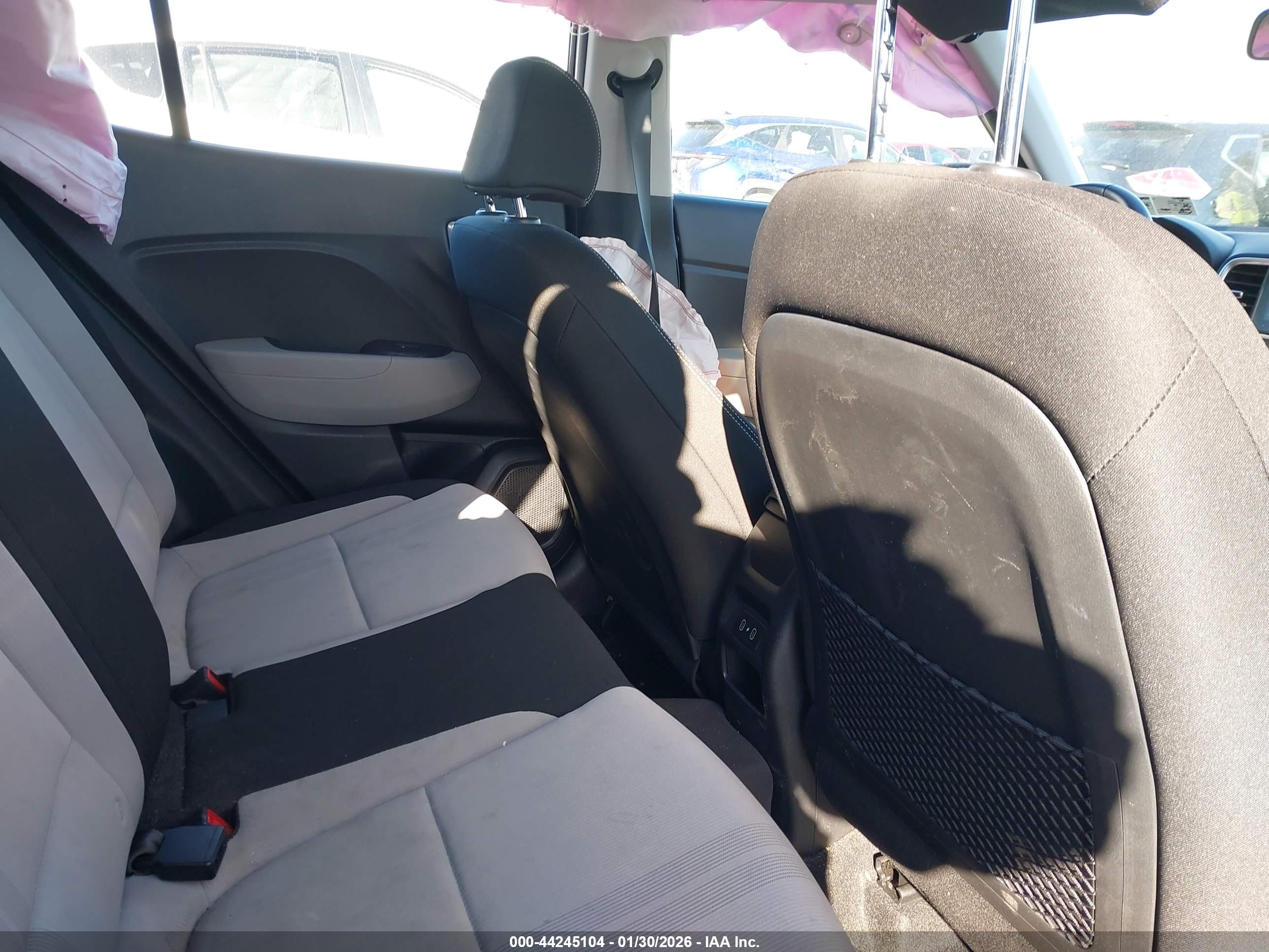 HYUNDAI VENUE image 8