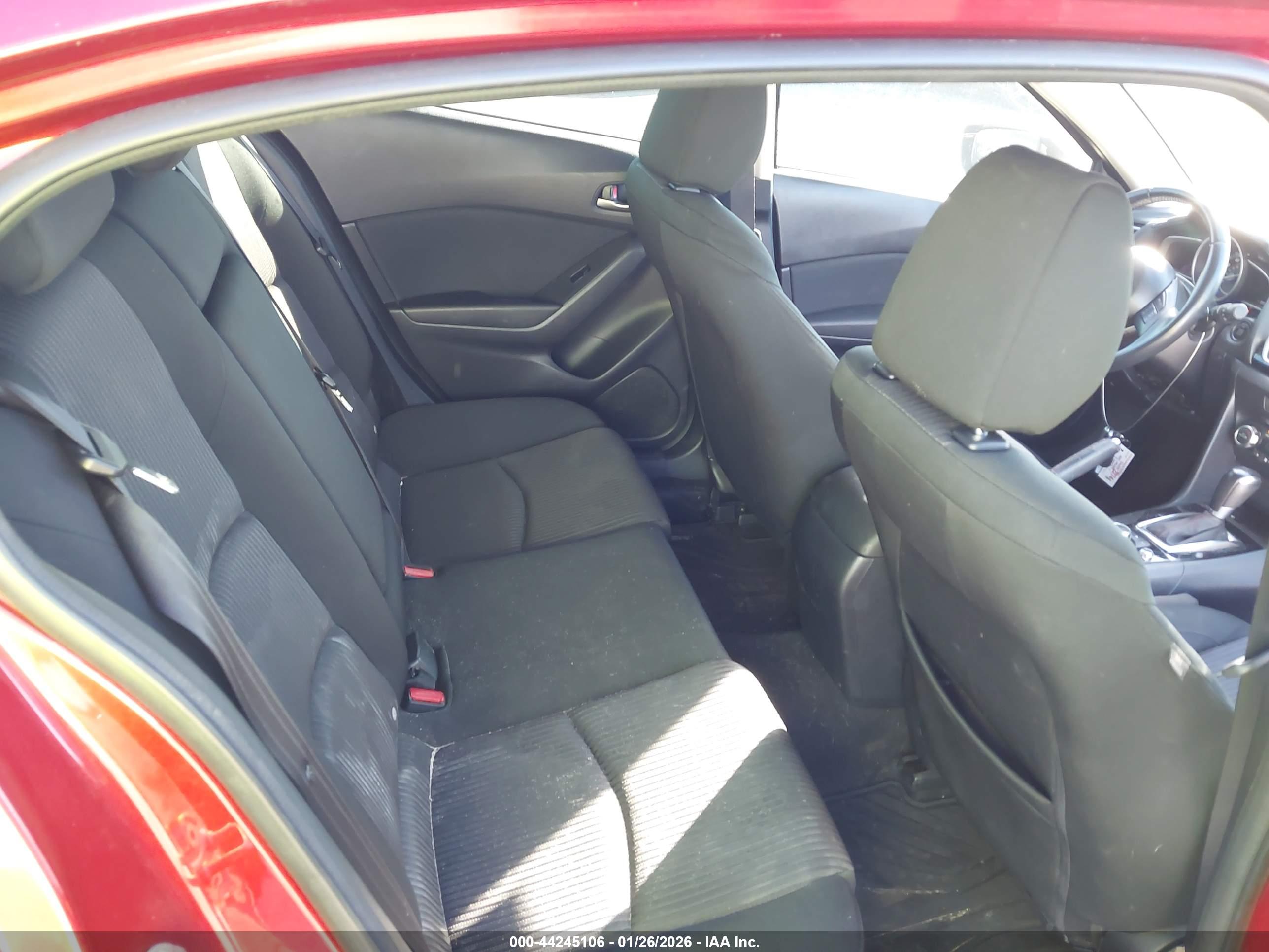 MAZDA MAZDA3 image 8