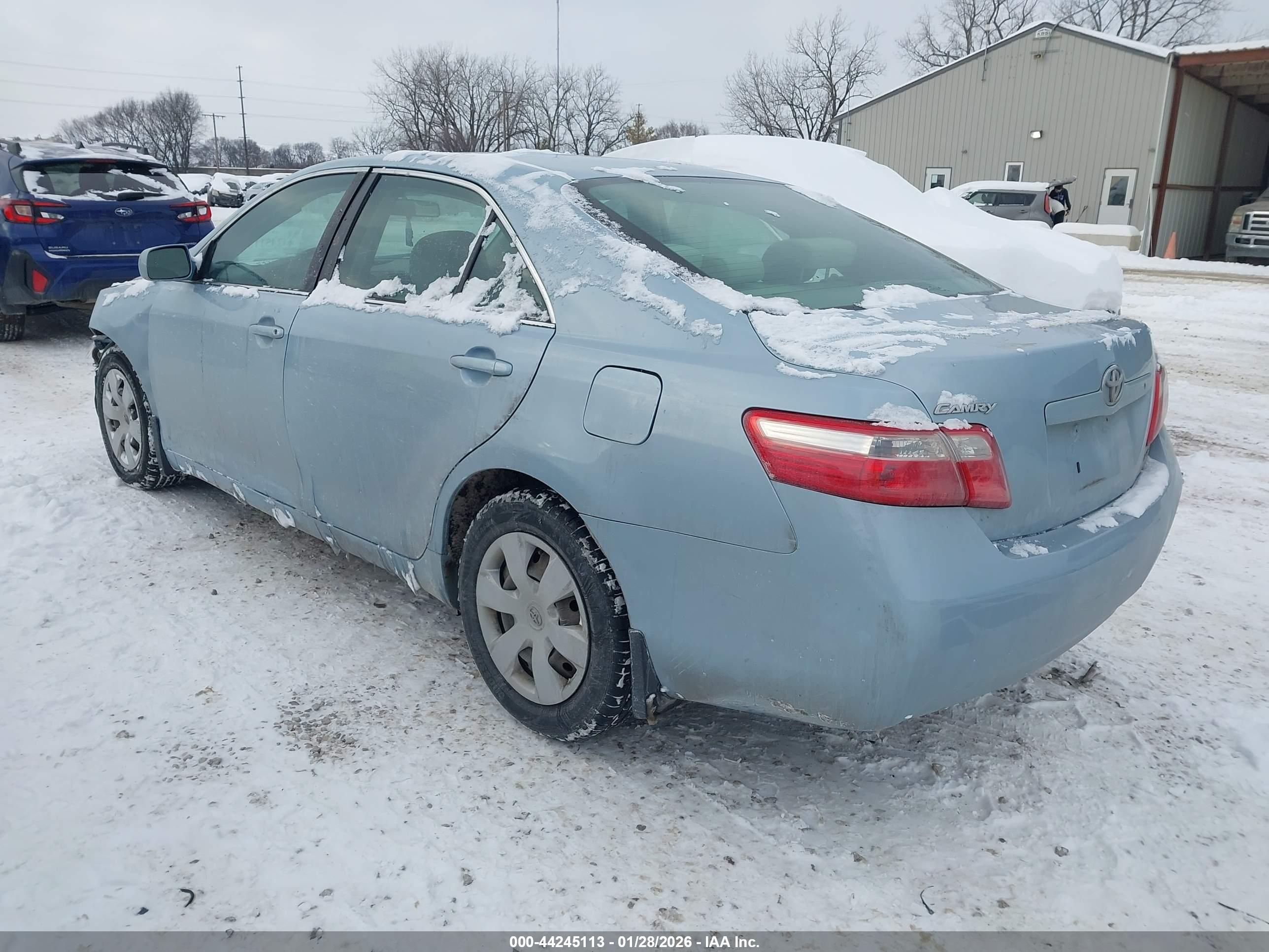 TOYOTA CAMRY image 3