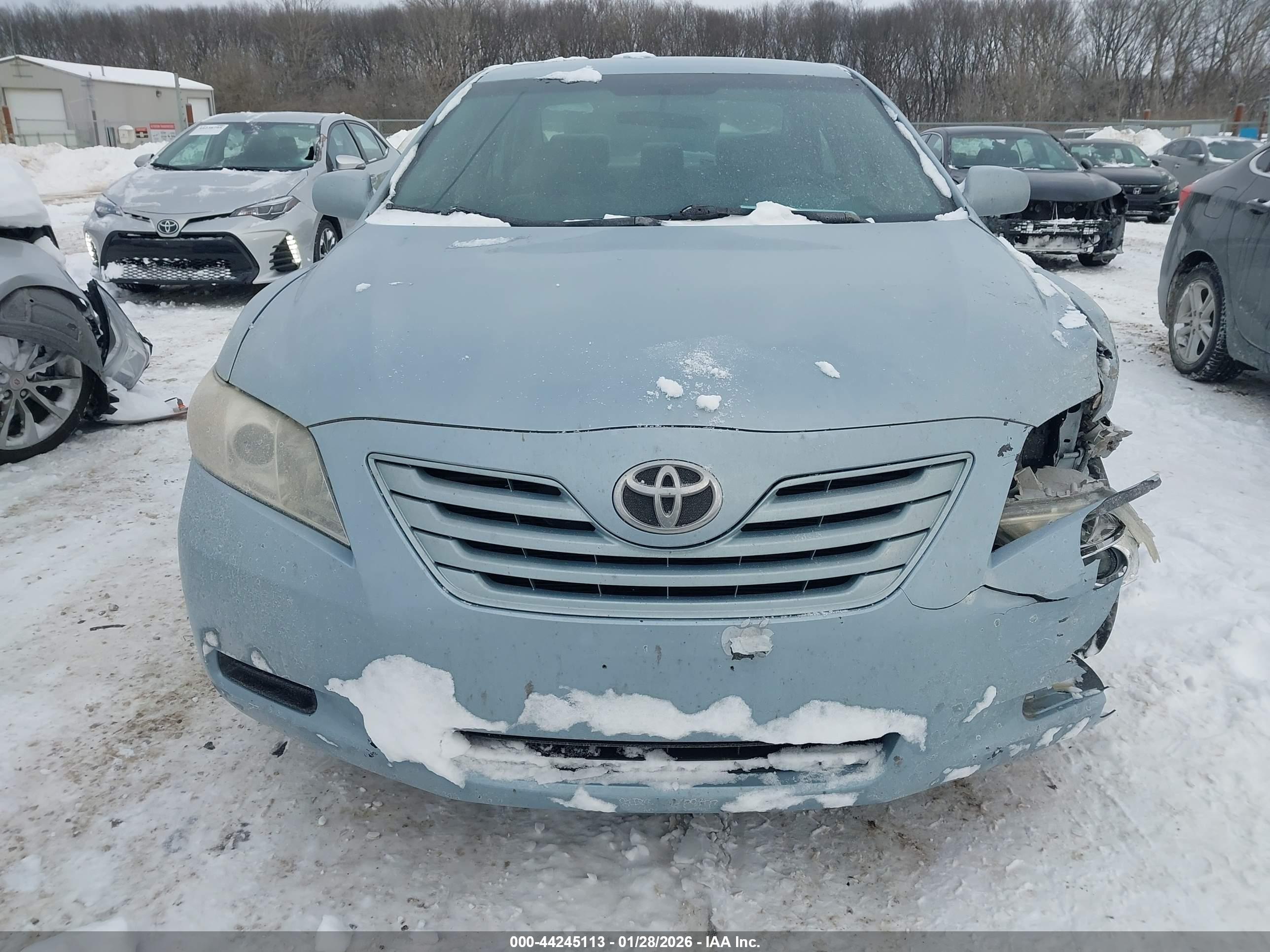 TOYOTA CAMRY image 6